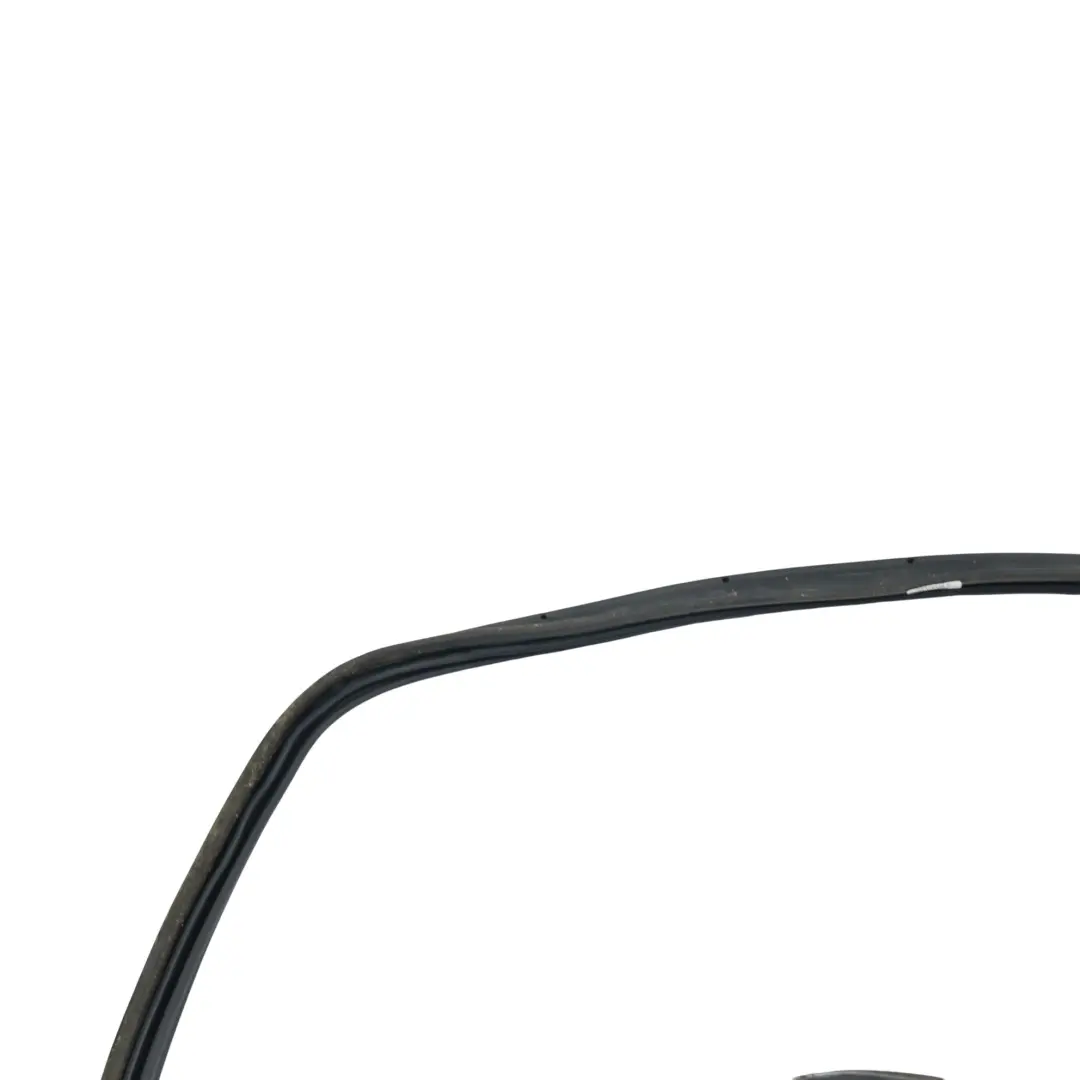 Mk4 1J Rear Boot Trunk Tailgate Seal Rubber Gasket to VW Volkswagen Golf with Part number 1J6827705D VW Volkswagen Golf Mk4 1J Rear Boot Trunk Tailgate Seal Rubber Gasket - SKU 1J6827705D - Part number 1J6827705D