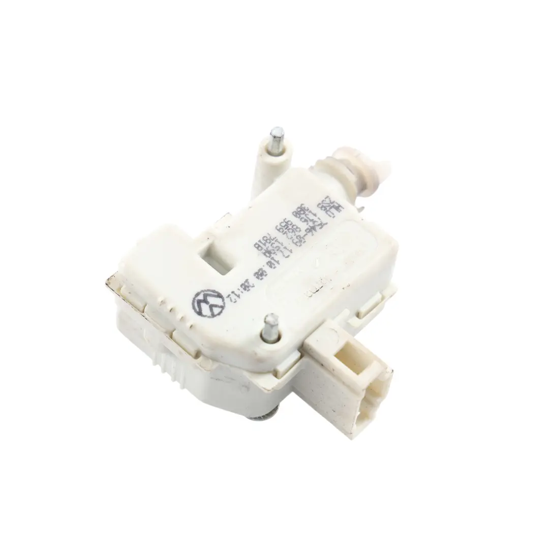 Mk4 Fuel Filler Flap Cap Lock Motor Actuator to Volkswagen Golf with Part number 1J6862159A Volkswagen Golf Mk4 Fuel Filler Flap Cap Lock Motor Actuator - SKU 1J6862159A - Part number 1J6862159A