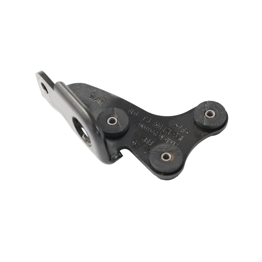 Audi Q3 8U VW Beetle Additional Coolant Pump Bracket Mount Carrier - SKU 1K0121093CJ - Part number 1K0121093CJ