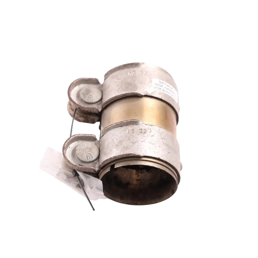 Obejma Łącznik Rury Tłumika Wydechu do Audi A4 B8 A5 8T o numerze 1K0253141M Audi A4 B8 A5 8T Obejma Łącznik Rury Tłumika Wydechu - SKU 1K0253141M - Numer Części 1K0253141M