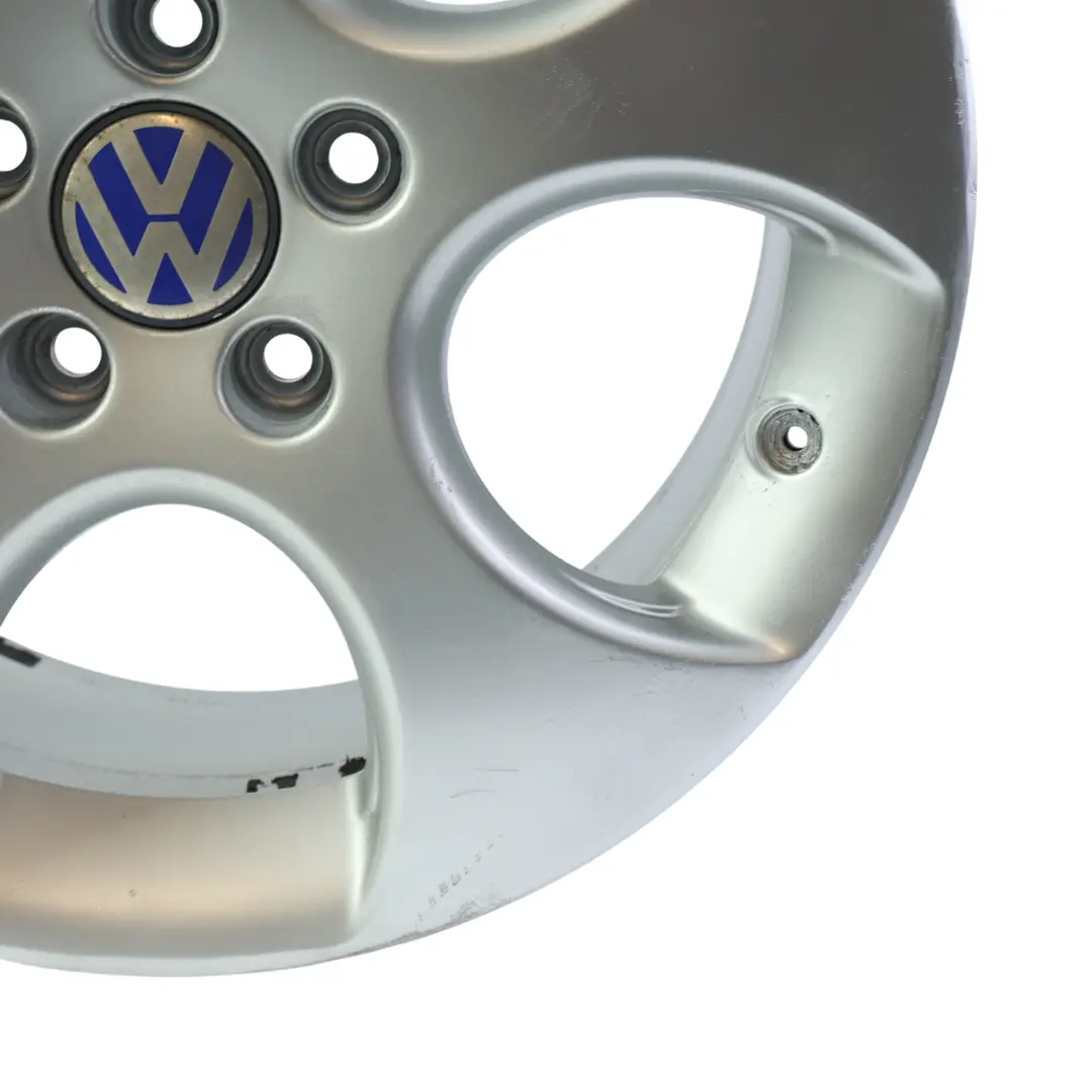 Mk5 GTI Srebrna Felga Aluminiowa 17" ET:51 7.5J do Volkswagen Golf o numerze 1K0601025AC Volkswagen Golf Mk5 GTI Srebrna Felga Aluminiowa 17" ET:51 7.5J - SKU 1K0601025AC-2 - Numer Części 1K0601025AC