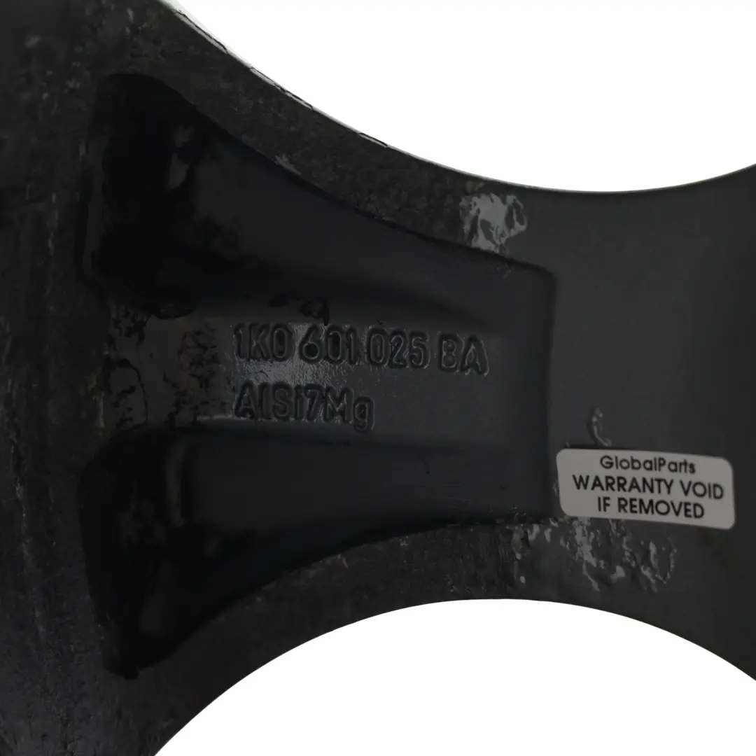 Mk5 Srebrna Felga Aluminiowa 18" 7.5J ET:51 do VW Volkswagen Golf o numerze 1K0601025BA VW Volkswagen Golf Mk5 Srebrna Felga Aluminiowa 18" 7.5J ET:51 - SKU 1K0601025BA-6 - Numer Części 1K0601025BA