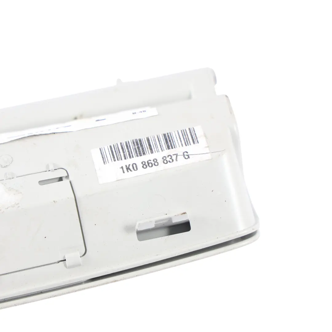 Plafoniera Interna Pannello Interruttori Grigio per Volkswagen Tiguan 5N con numero di parte 1K0868837G Volkswagen Tiguan 5N Plafoniera Interna Pannello Interruttori Grigio - SKU 1K0868837G - Numero di parte 1K0868837G