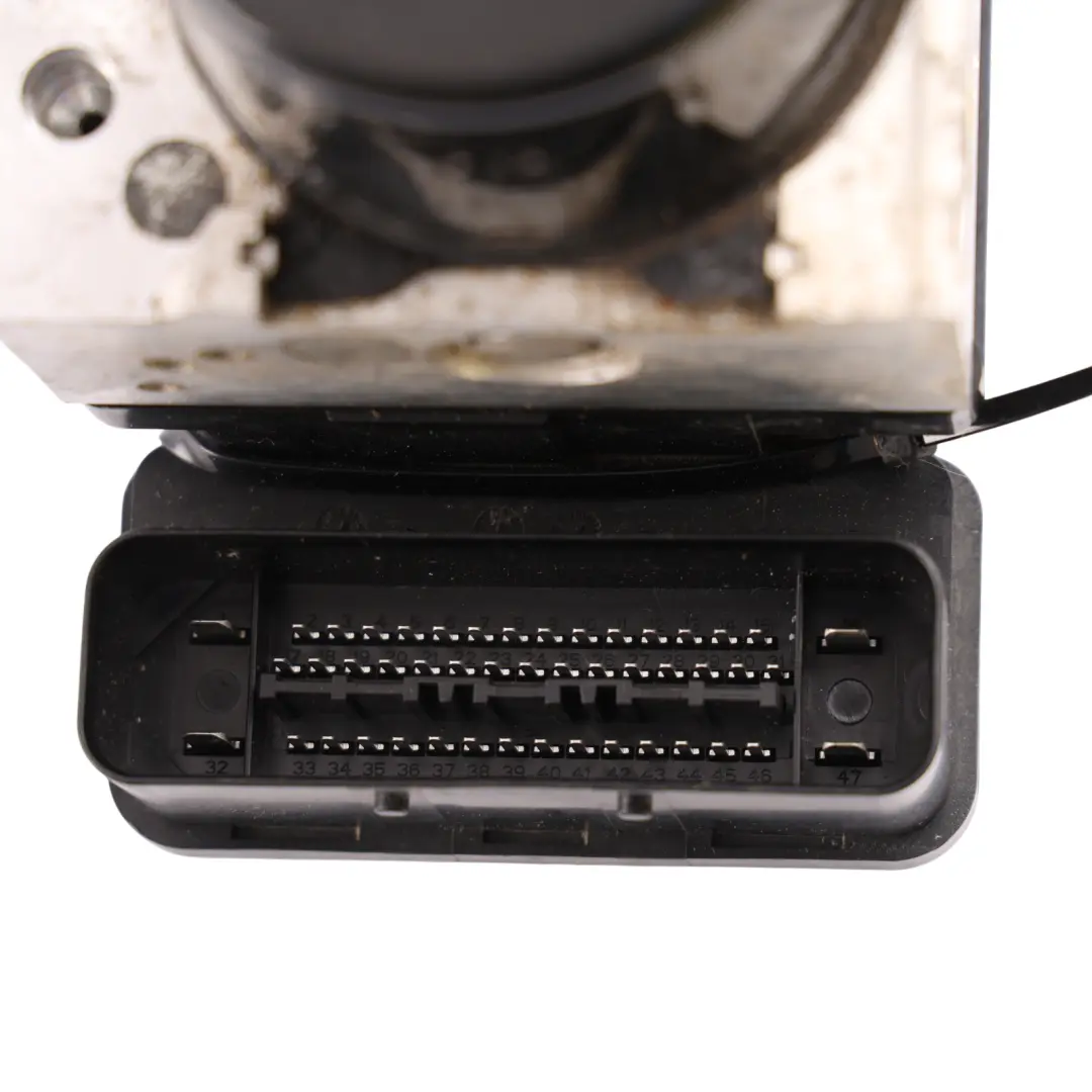 VW Golf Mk6 ABS Pump Control Hydraulic Unit 2.0 TDI 1K0614517DM - SKU 1K0907379BJ-3 - Part number 1K0907379BJ