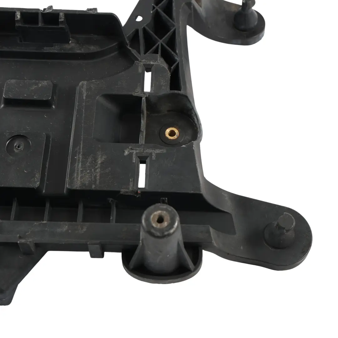 Mk5 Audi A3 8P Support Bac Batterie pour Volkswagen Golf à propos du numéro de pièce 1K0915333C Volkswagen Golf Mk5 Audi A3 8P Support Bac Batterie - SKU 1K0915333C-1 - Numéro de pièce 1K0915333C