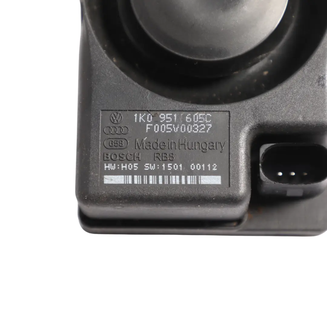 Alarm System Siren Anti-Theft Signal to VW Volkswagen Golf Audi Seat with Part number 1K0951605C VW Volkswagen Golf Audi Seat Alarm System Siren Anti-Theft Signal - SKU 1K0951605C - Part number 1K0951605C