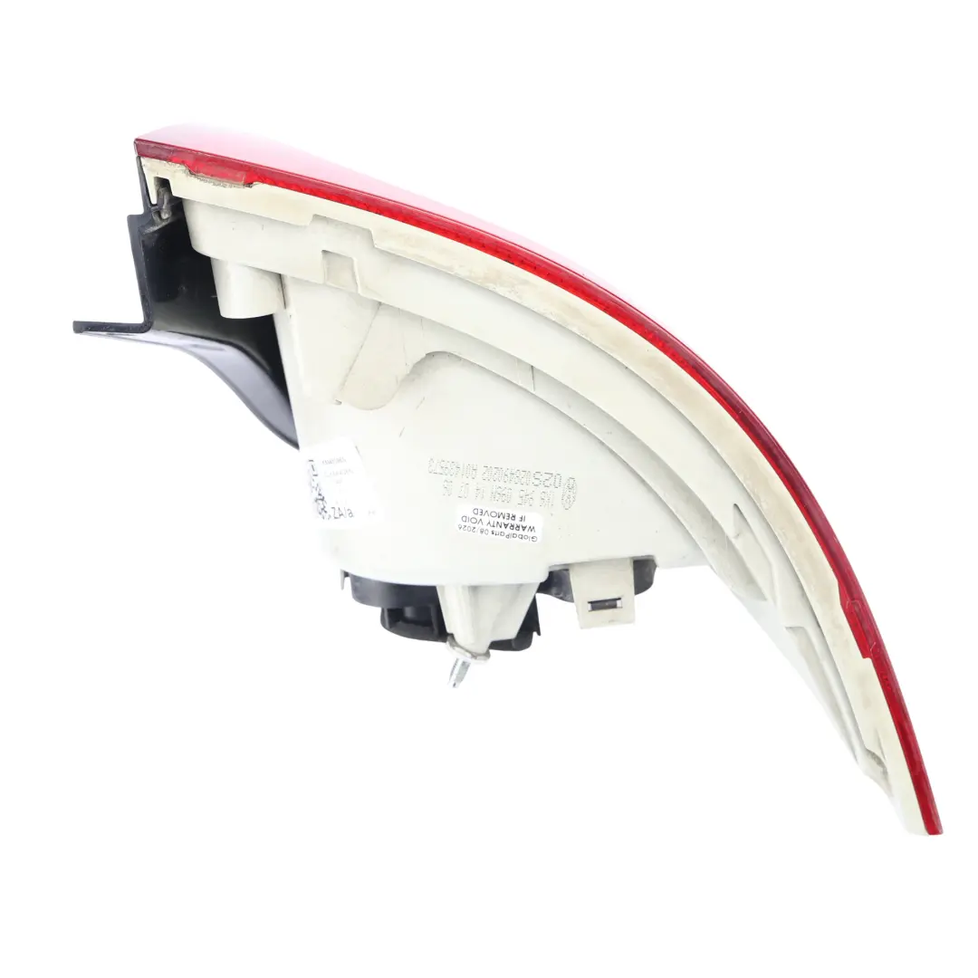 Volkswagen Golf Mk5 1K Luz Trasera Luz Exterior Trasera Derecha - SKU 1K6945096N - Número de pieza 1K6945096N