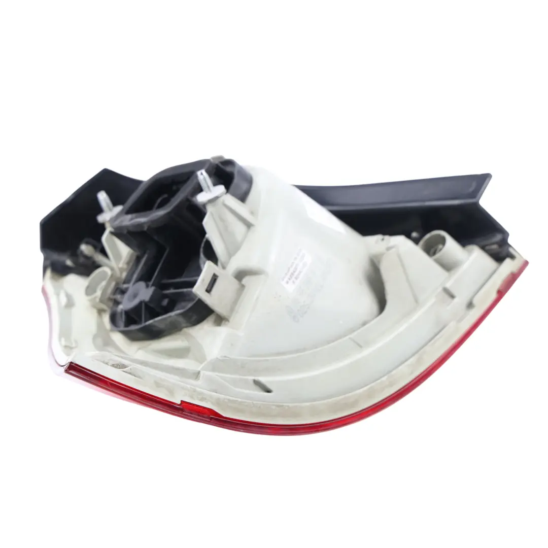 Volkswagen Golf Mk5 1K Lampa Tylna Prawy Tył - SKU 1K6945096N - Numer Części 1K6945096N