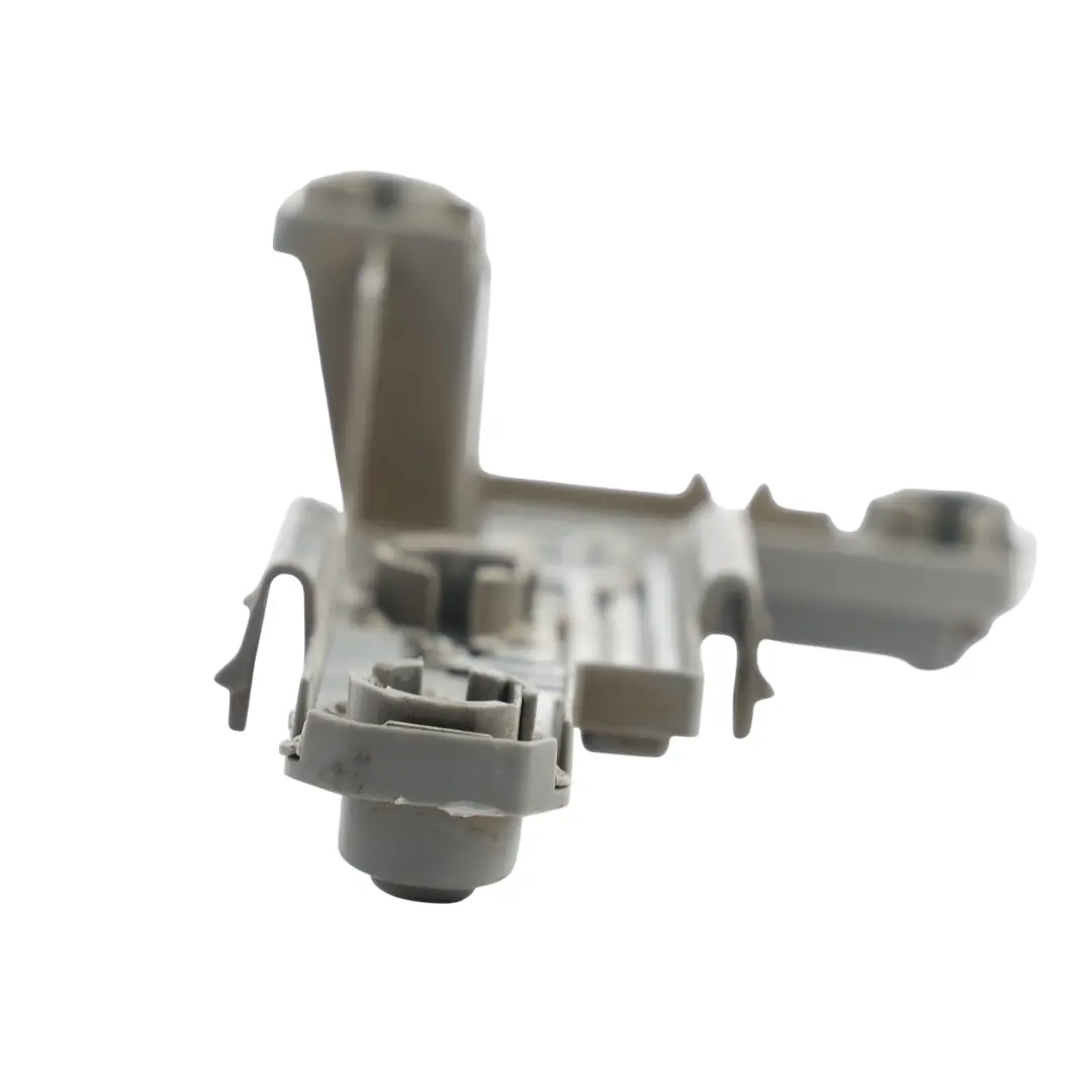 Portalampada Faro Posteriore Sinistro per Volkswagen Golf Variant AJ5 con numero di parte 1K9945257 Volkswagen Golf Variant AJ5 Portalampada Faro Posteriore Sinistro - SKU 1K9945257 - Numero di parte 1K9945257