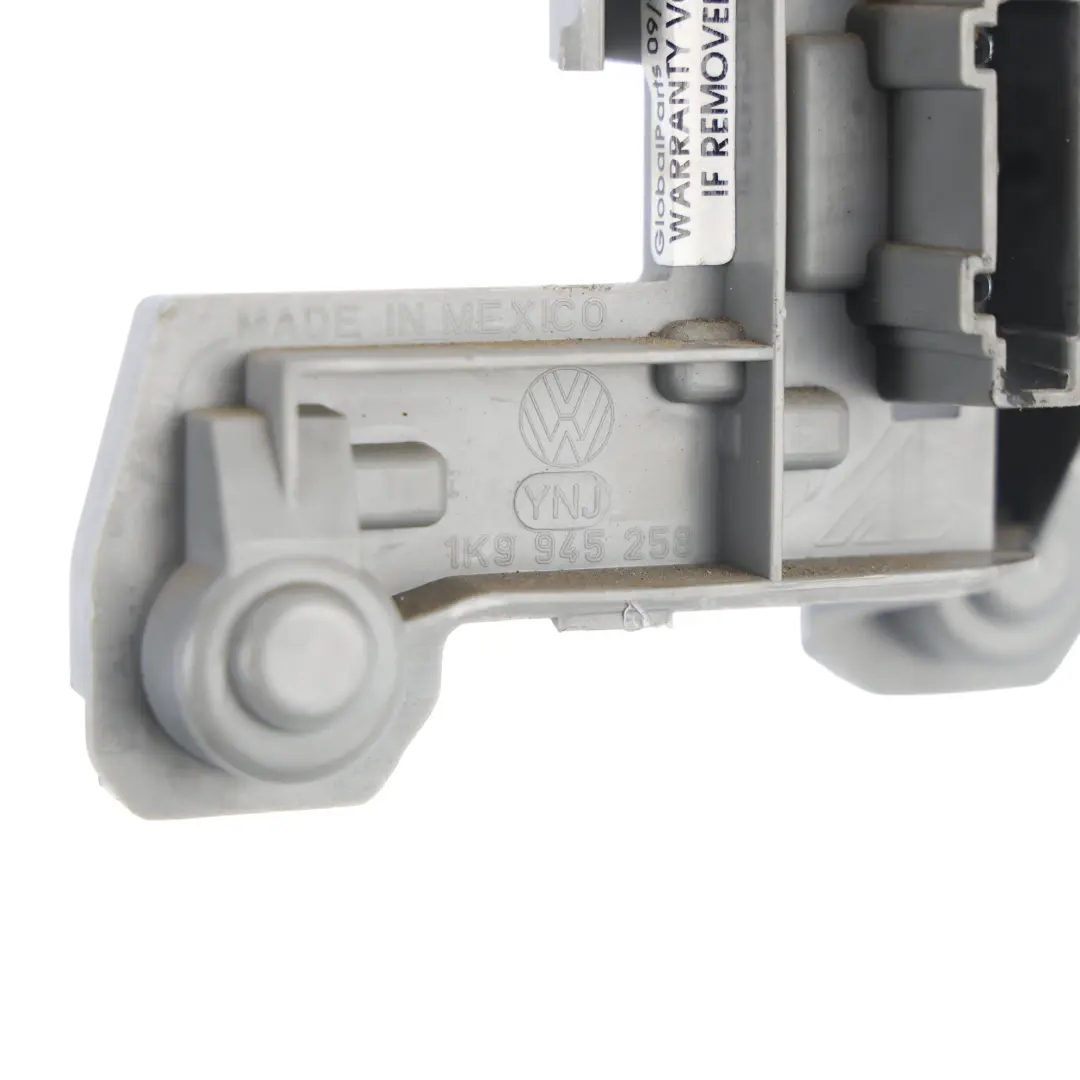 Portalampada Fanale Posteriore Destro per Volkswagen Golf Variant AJ5 con numero di parte 1K9945258 Volkswagen Golf Variant AJ5 Portalampada Fanale Posteriore Destro - SKU 1K9945258 - Numero di parte 1K9945258