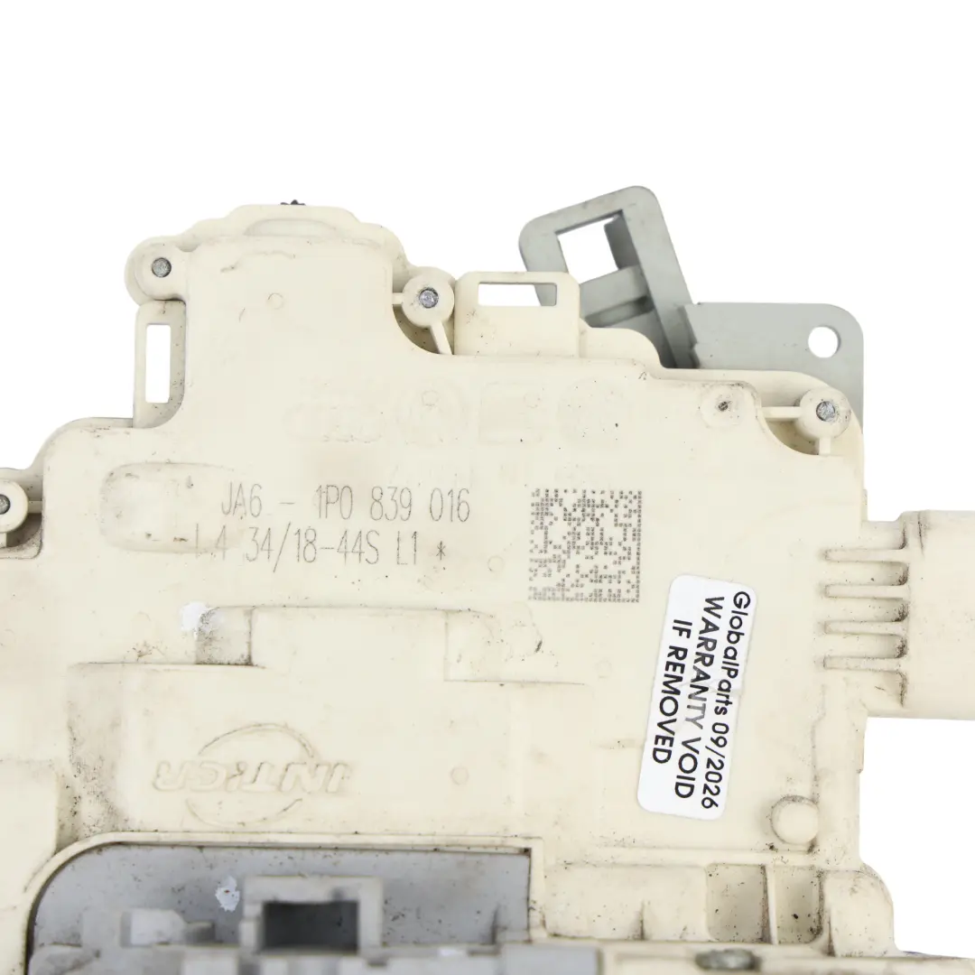 1P Rear Door Lock Mechanism Right O/S to Seat Leon Cupra with Part number 1P0839016 Seat Leon Cupra 1P Rear Door Lock Mechanism Right O/S - SKU 1P0839016 - Part number 1P0839016