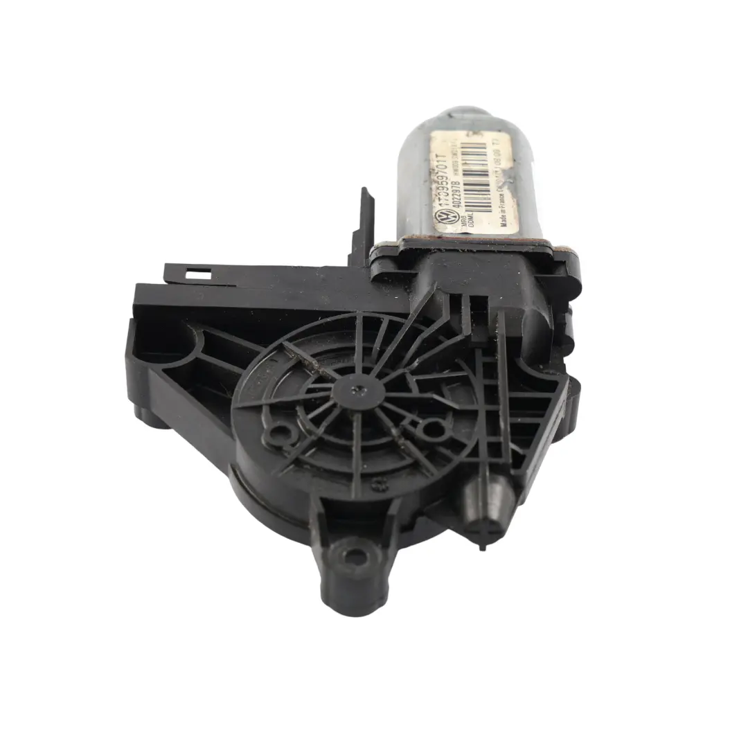 Mk2 VW Touran Window Lifter Motor Front Right Door O/S to Skoda Octavia with Part number 1T0959701T Skoda Octavia Mk2 VW Touran Window Lifter Motor Front Right Door O/S - SKU 1T0959701T-1 - Part number 1T0959701T