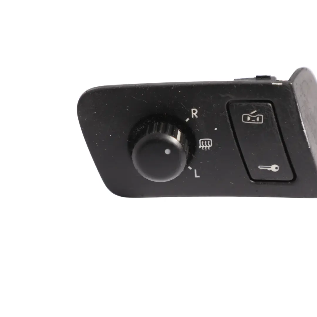 Mk2 Touran 1T Wing Mirror Switch Central Lock Button to Volkswagen Caddy with Part number 1T2959552 Volkswagen Caddy Mk2 Touran 1T Wing Mirror Switch Central Lock Button - SKU RHD-1T2959552 - Part number 1T2959552