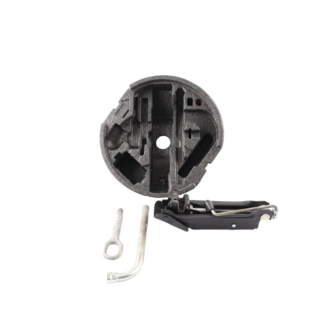 1Z Car Jack Tow Eye Towing Eye Tire Wrench Tool Kit to Skoda Octavia with Part number 1Z0012115B Skoda Octavia 1Z Car Jack Tow Eye Towing Eye Tire Wrench Tool Kit - SKU 1Z0012115B-1 - Part number 1Z0012115B