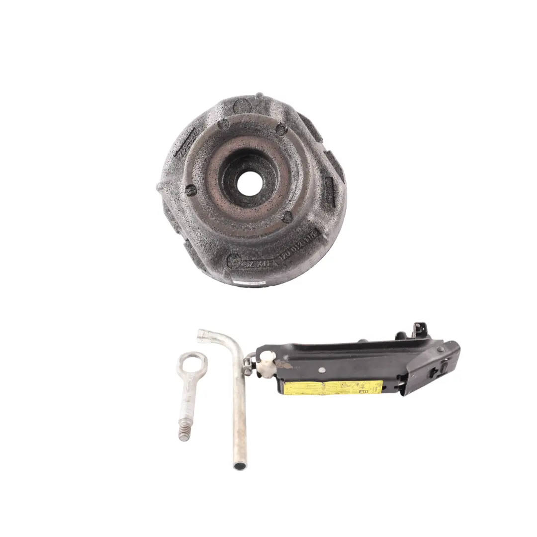 1Z Car Jack Tow Eye Towing Eye Tire Wrench Tool Kit to Skoda Octavia with Part number 1Z0012115B Skoda Octavia 1Z Car Jack Tow Eye Towing Eye Tire Wrench Tool Kit - SKU 1Z0012115B-1 - Part number 1Z0012115B