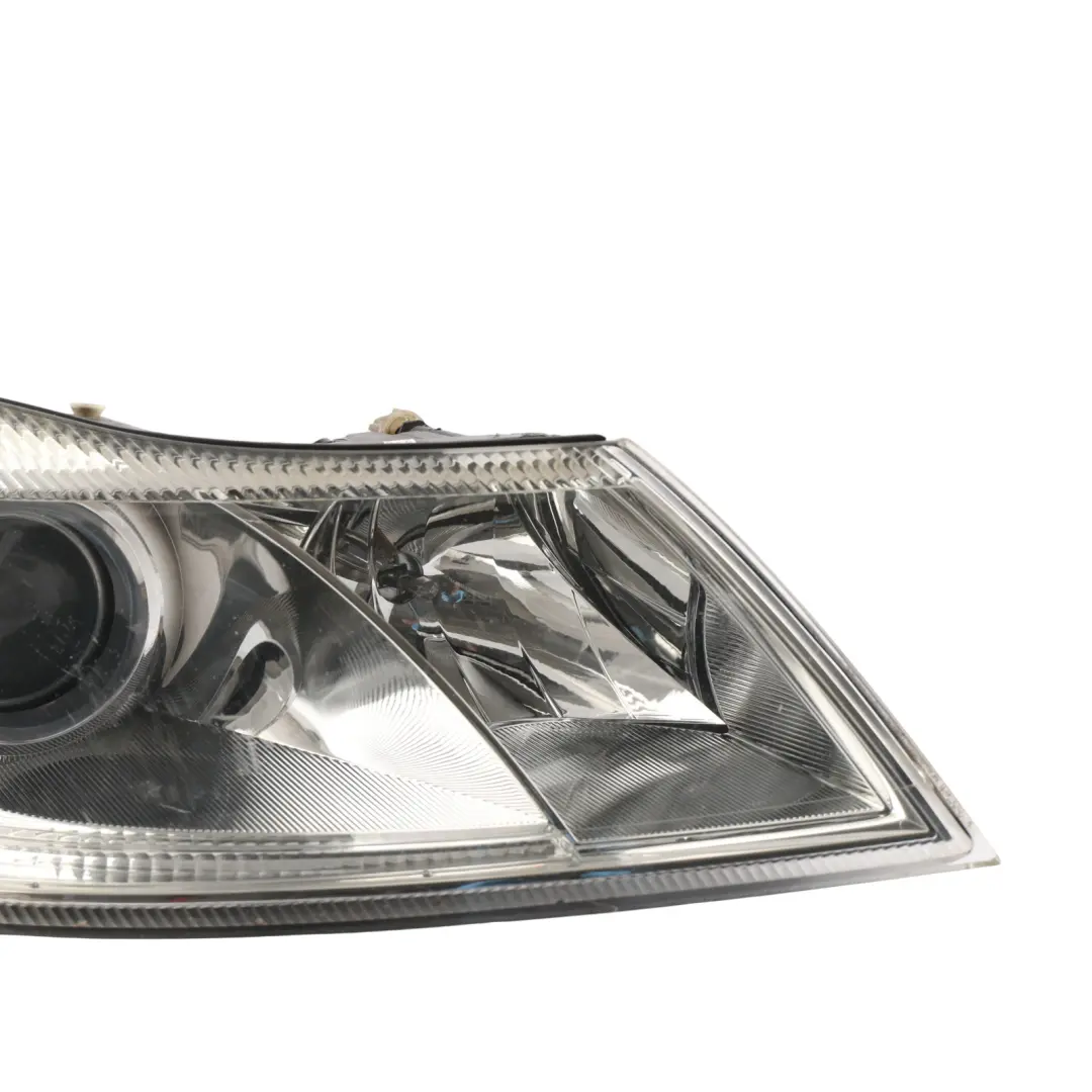 Mk2 Front Headlight Headlamp Light Lamp Right O/S to Skoda Octavia with Part number 1Z2941018P Skoda Octavia Mk2 Front Headlight Headlamp Light Lamp Right O/S - SKU 1Z2941018P-1 - Part number 1Z2941018P