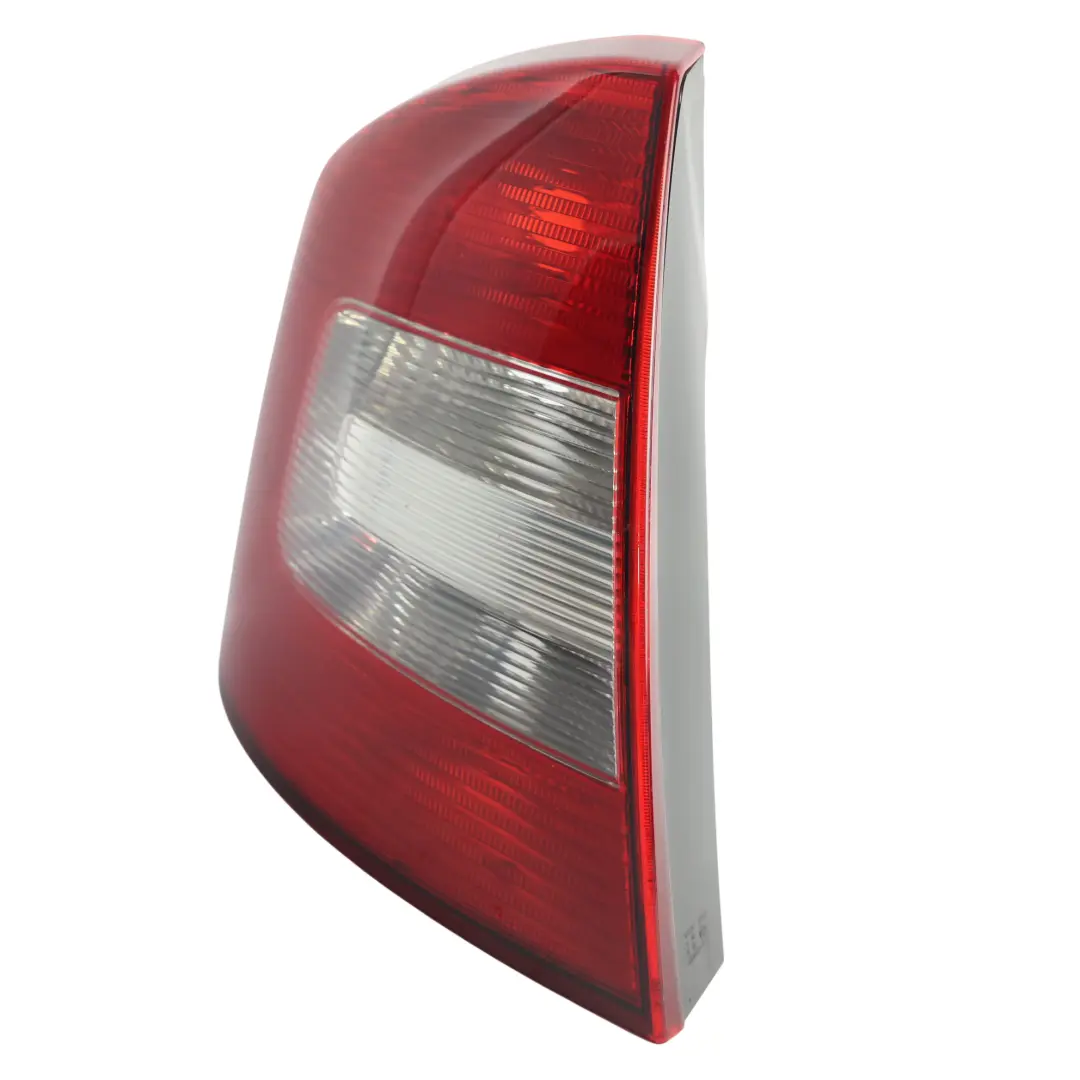 Mk2 1Z Tail Light Side Panel Lamp Rear Left N/S to Skoda Octavia with Part number 1Z5945111B Skoda Octavia Mk2 1Z Tail Light Side Panel Lamp Rear Left N/S - SKU 1Z5945111B-1 - Part number 1Z5945111B