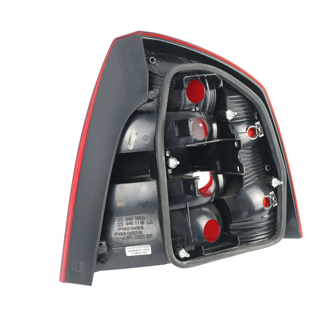 MK2 1Z Luz Trasera Panel Lateral Izquierda para Skoda Octavia con número de pieza 1Z5945111B Skoda Octavia MK2 1Z Luz Trasera Panel Lateral Izquierda - SKU 1Z5945111B-1 - Número de pieza 1Z5945111B