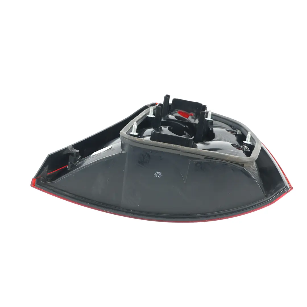 MK2 1Z Luz Trasera Panel Lateral Izquierda para Skoda Octavia con número de pieza 1Z5945111B Skoda Octavia MK2 1Z Luz Trasera Panel Lateral Izquierda - SKU 1Z5945111B-1 - Número de pieza 1Z5945111B