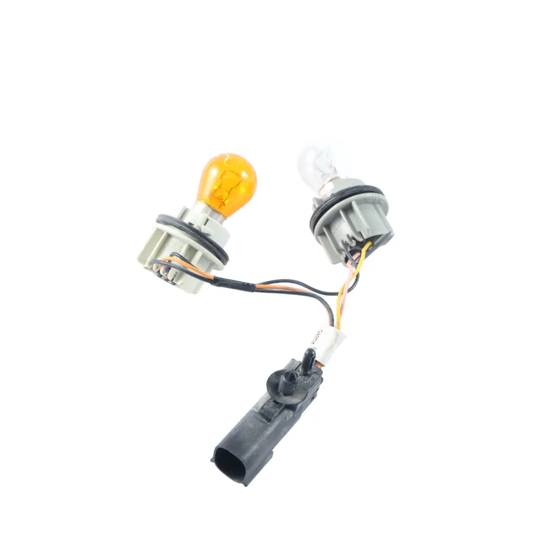Ford Fiesta Mk8 Rear Tail Light Wiring Bulb Socket Left Right NO/S H1BB13A412AB - SKU 2112572 - Part number 2112572