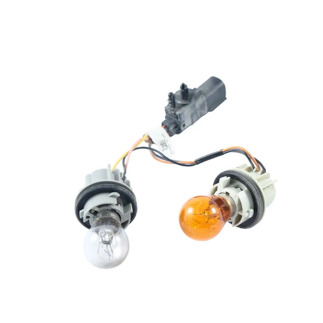 Ford Fiesta Mk8 Rear Tail Light Wiring Bulb Socket Left Right NO/S H1BB13A412AB - SKU 2112572 - Part number 2112572