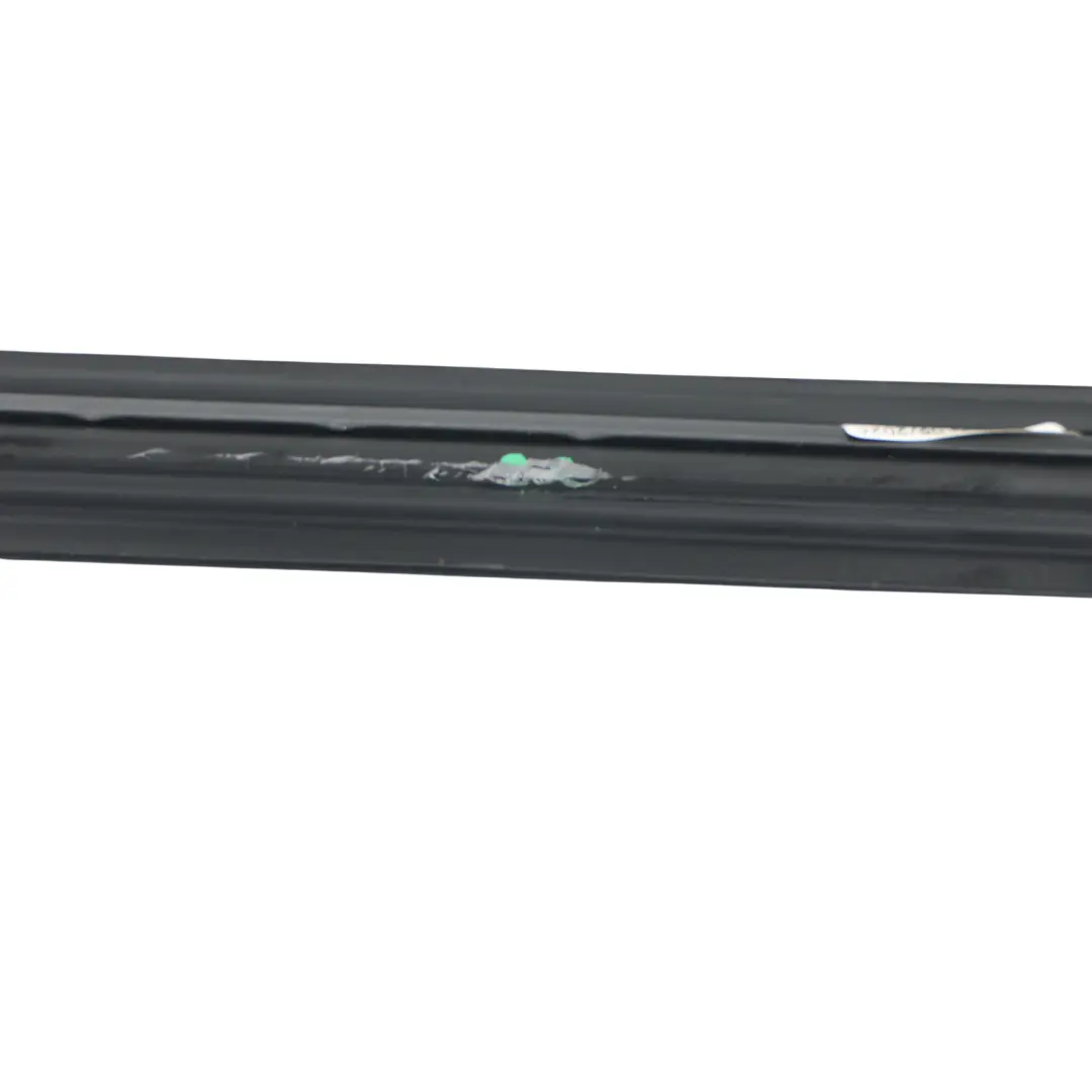 St-3 Mk8 Guarnizione Portiera Anteriore Destra H1BB-B20570-AD per Ford Fiesta con numero di parte 2176908 Ford Fiesta St-3 Mk8 Guarnizione Portiera Anteriore Destra H1BB-B20570-AD - SKU 2176908 - Numero di parte 2176908