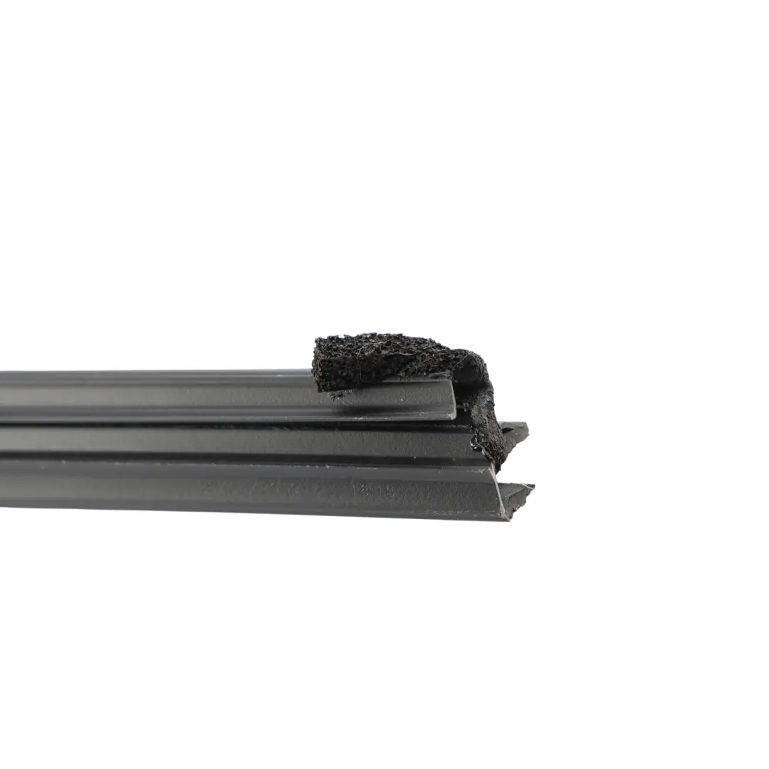 Ford Fiesta ST Mk8 3Dr Front Door Weatherstrip Gasket Inner Left N/S - SKU 2176909 - Part number 2176909