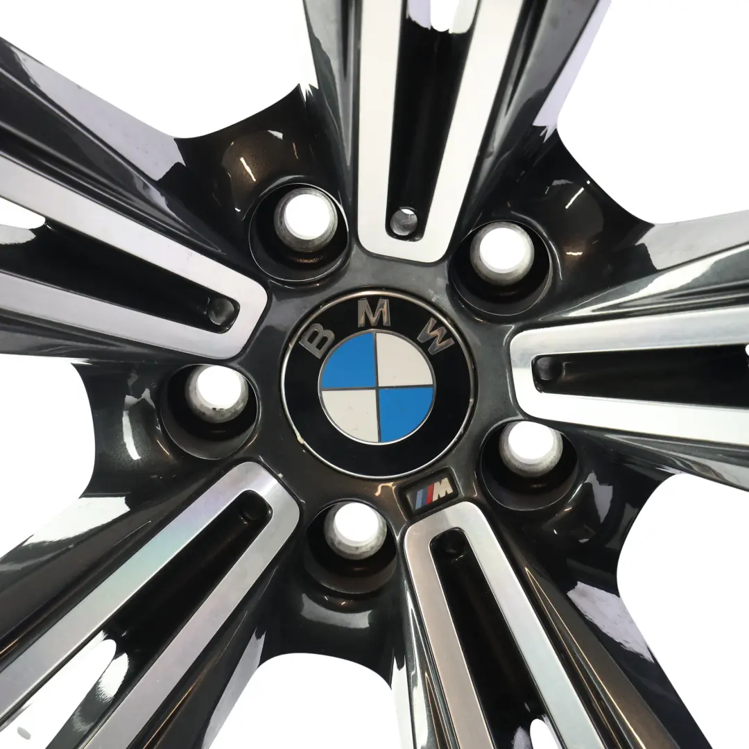 Felga Aluminiowa Szara 19" 20J ET:34 M do BMW F10 M5 o numerze 2284251 BMW F10 M5 Felga Aluminiowa Szara 19" 20J ET:34 M - SKU 2284251-1 - Numer Części 2284251
