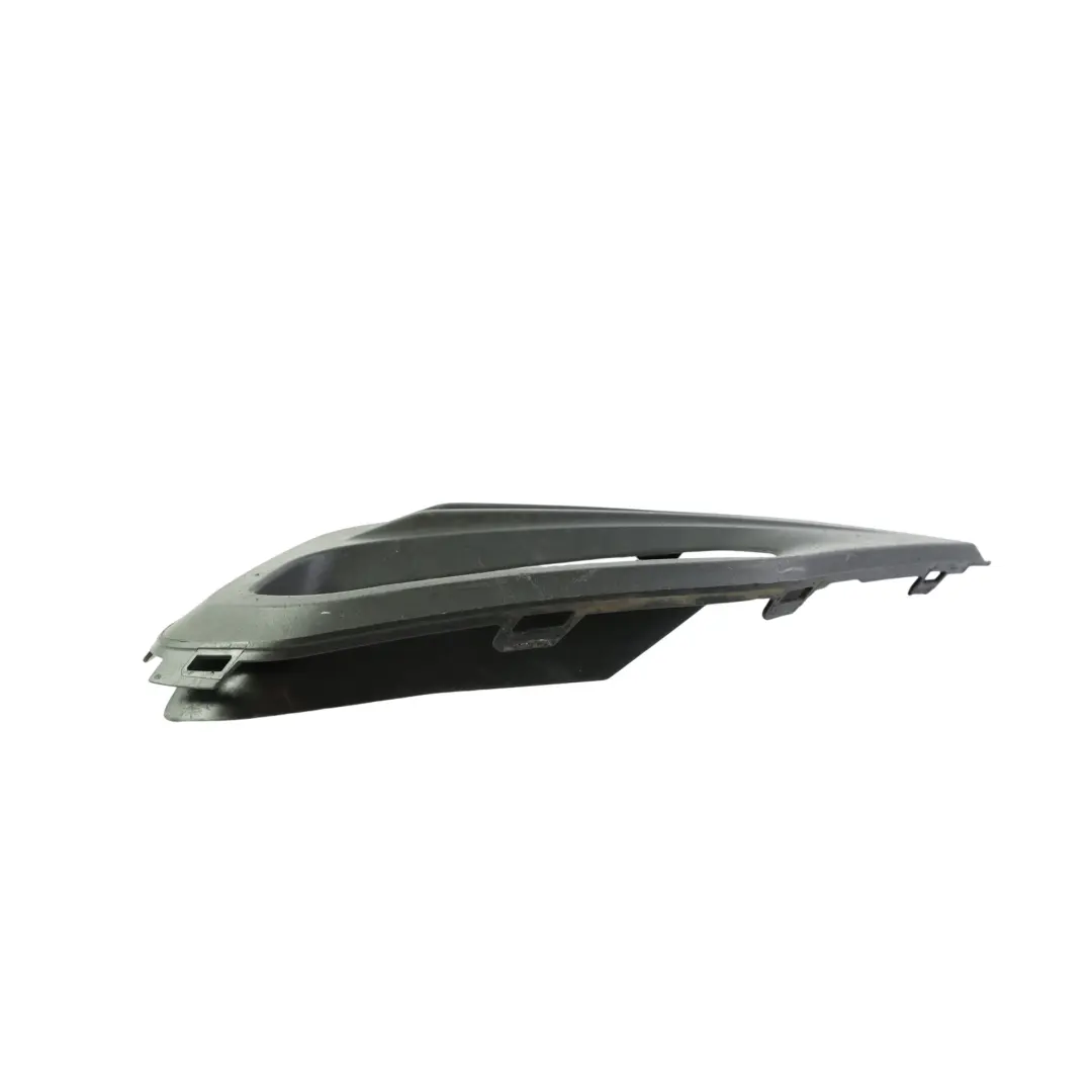 Mk8 Osłona Przeciwmgielna Przedniego Zderzaka H1BB-15A245-A1 do Ford Fiesta o numerze 2328374 Ford Fiesta Mk8 Osłona Przeciwmgielna Przedniego Zderzaka H1BB-15A245-A1 - SKU 2328374 - Numer Części 2328374