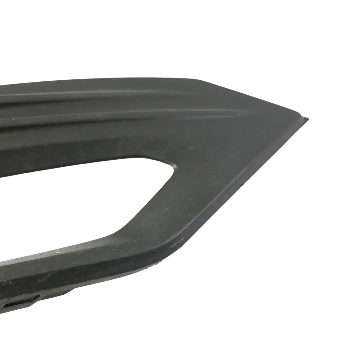 MK8 Enjoliveur Cache Antibrouillard Avant H1BB-15A245-A1 pour Ford Fiesta à propos du numéro de pièce 2328374 Ford Fiesta MK8 Enjoliveur Cache Antibrouillard Avant H1BB-15A245-A1 - SKU 2328374 - Numéro de pièce 2328374