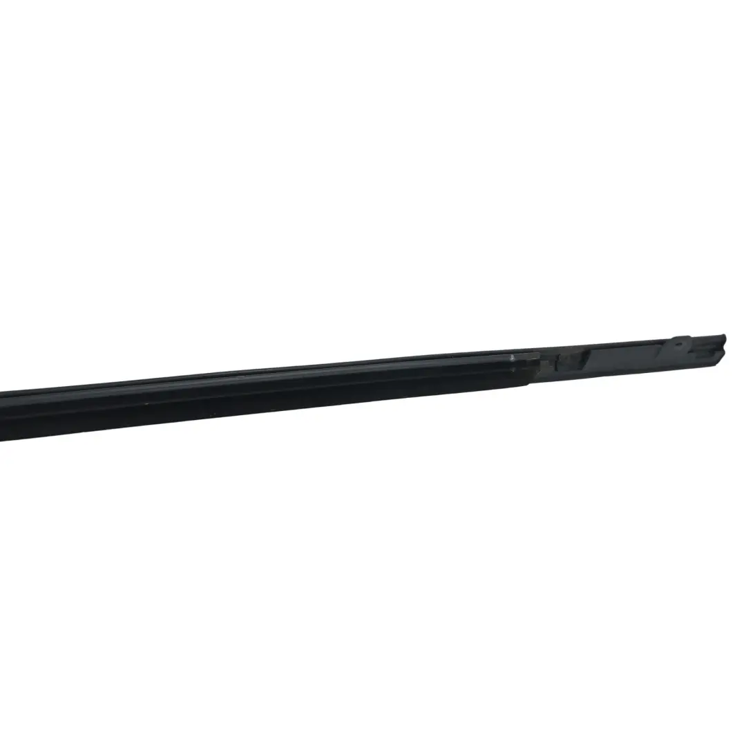 St-3 Mk8 Guarnizione Porta Anteriore Esterna Destra H1BB-B20562-AJ per Ford Fiesta con numero di parte 2347384 Ford Fiesta St-3 Mk8 Guarnizione Porta Anteriore Esterna Destra H1BB-B20562-AJ - SKU 2347384 - Numero di parte 2347384