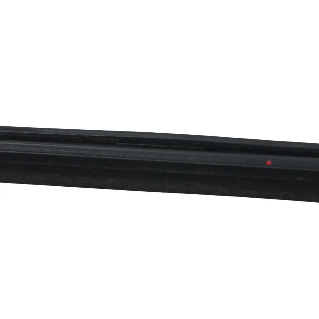 Ford Fiesta St-3 Mk8 Front Door Weatherstrip Seal Outer Right O/S H1BB-B20562-AJ - SKU 2347384 - Part number 2347384