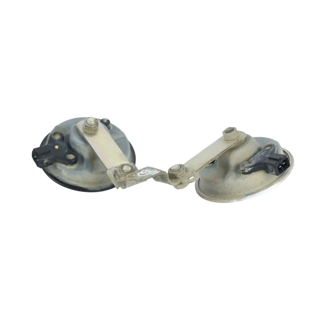 Horn Signalhorn Niedrig Hoch mit Halterung AB39-13A803-AC für Ford Ranger T6 mit Teilenummer 2378945 Ford Ranger T6 Horn Signalhorn Niedrig Hoch mit Halterung AB39-13A803-AC - SKU 2378945-1 - Teilenummer 2378945