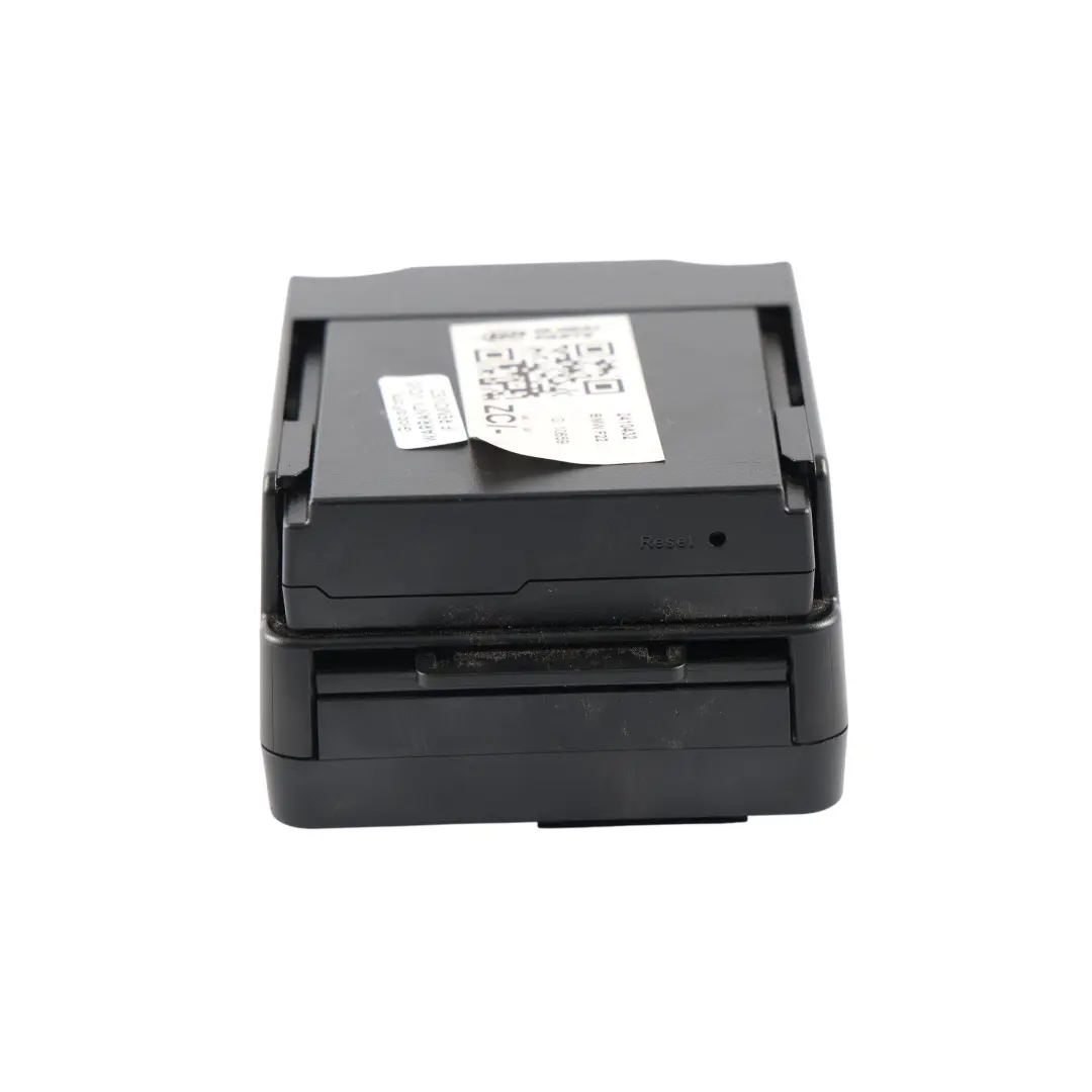 Navibox Navigation Steuergerät ECE für BMW F22 mit Teilenummer 2410432 BMW F22 Navibox Navigation Steuergerät ECE - SKU 2410432 - Teilenummer 2410432