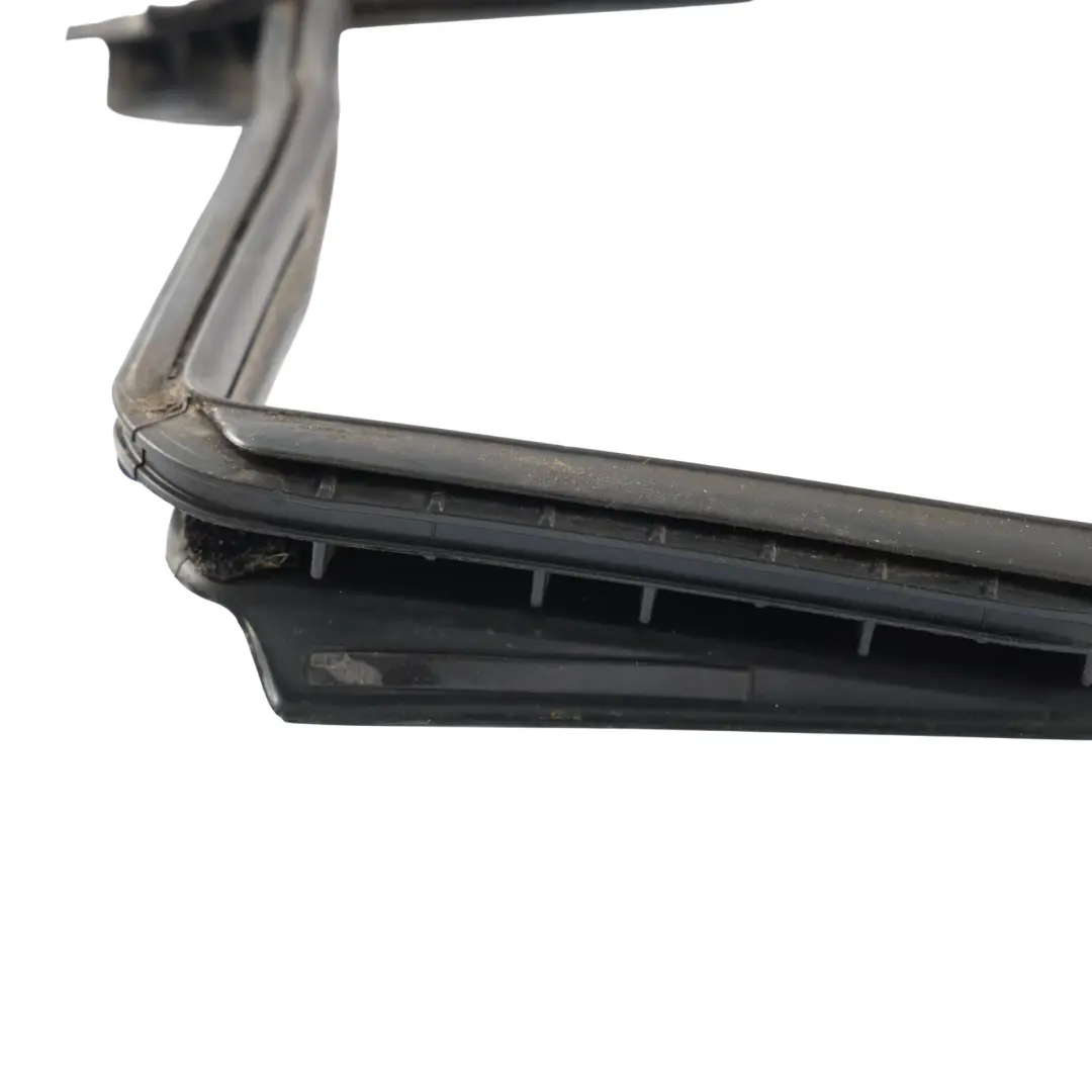 Mk2 Window Glass Run Channel Front Right O/S DT11-V21510-BK to Ford Transit Connect with Part number 2441479 Ford Transit Connect Mk2 Window Glass Run Channel Front Right O/S DT11-V21510-BK - SKU 2441479 - Part number 2441479