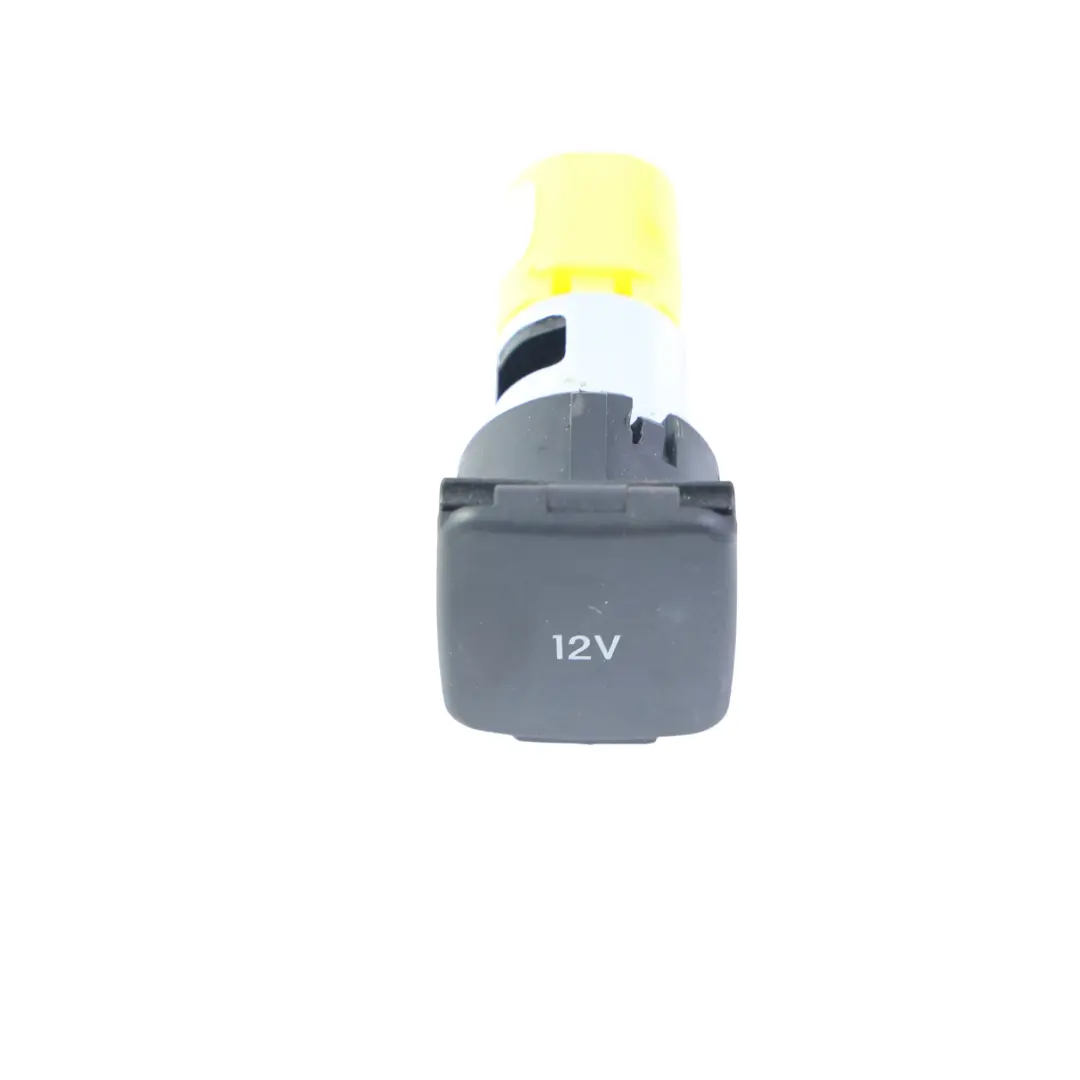 C482 Lighter 12V Socket Power Outlet LJ6T-19G310-AA to Ford Kuga with Part number 2450575 Ford Kuga C482 Lighter 12V Socket Power Outlet LJ6T-19G310-AA - SKU 2450575 - Part number 2450575