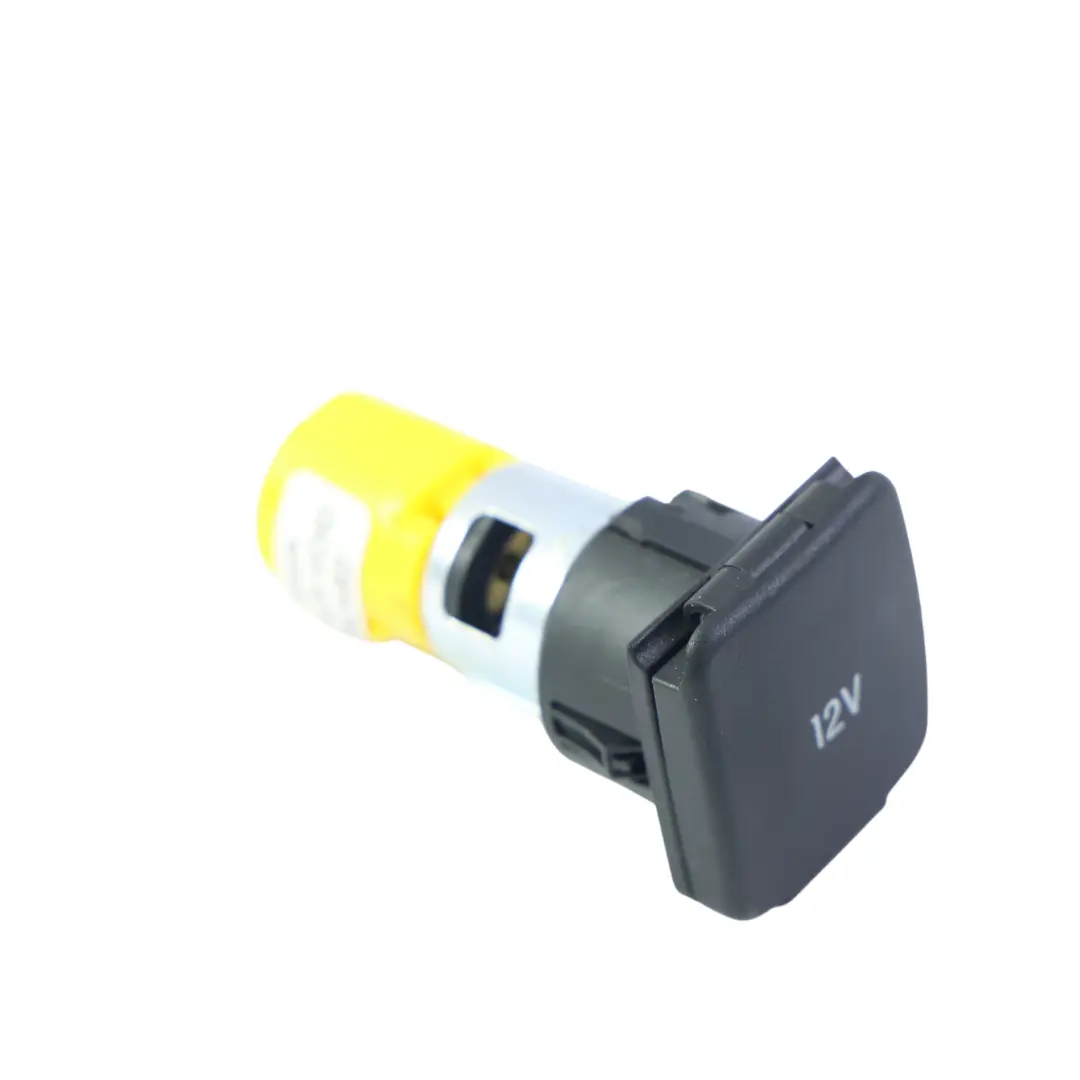 Ford Kuga C482 Lighter 12V Socket Power Outlet LJ6T-19G310-AA - SKU 2450575 - Part number 2450575