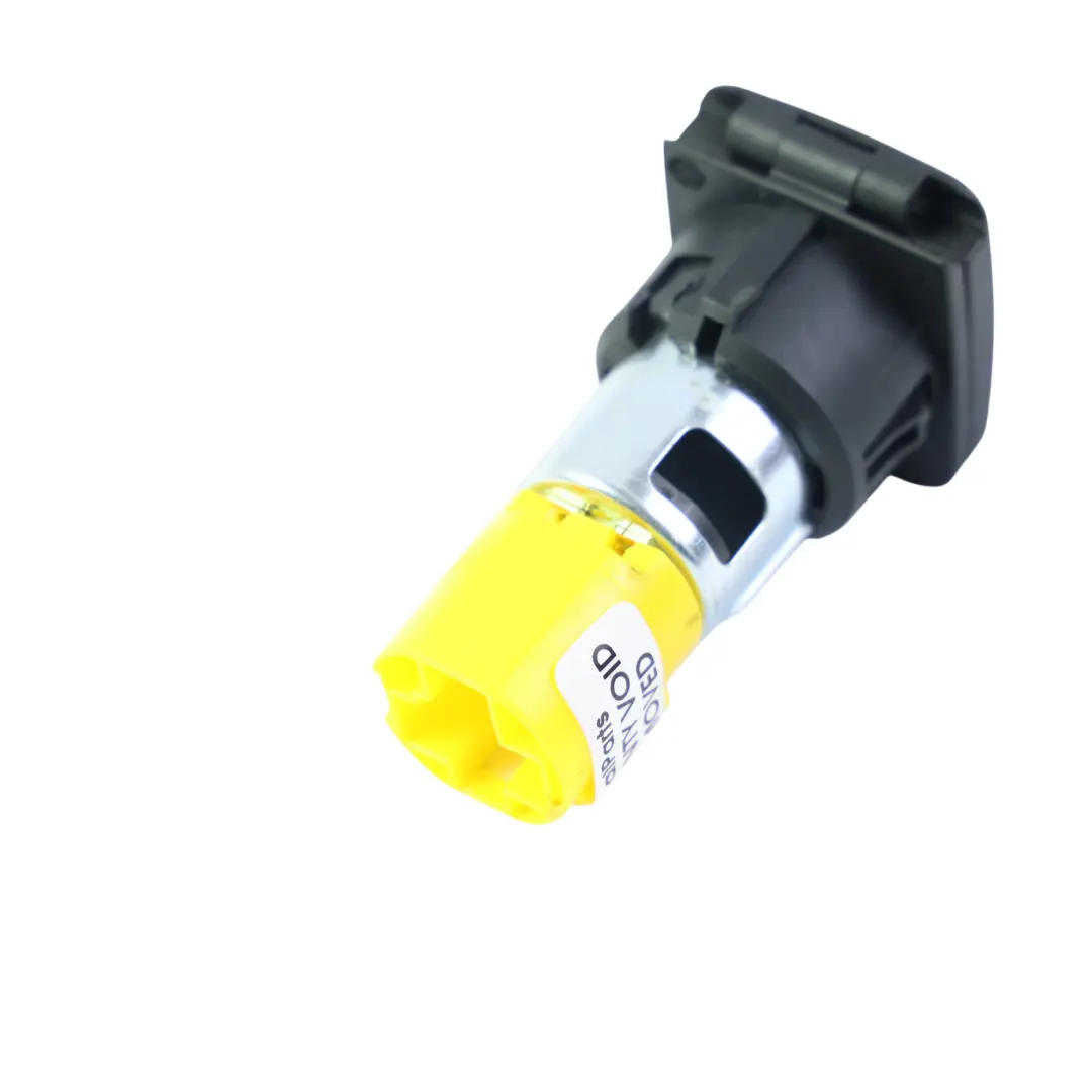 Ford Kuga C482 Lighter 12V Socket Power Outlet LJ6T-19G310-AA - SKU 2450575 - Part number 2450575