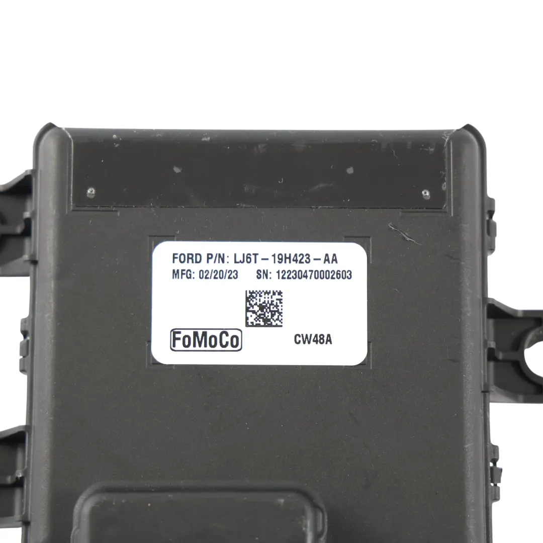Mk3 Camera Control Module ECU LJ6T-19H423-AA to Ford Kuga with Part number 2459795 Ford Kuga Mk3 Camera Control Module ECU LJ6T-19H423-AA - SKU 2459795 - Part number 2459795