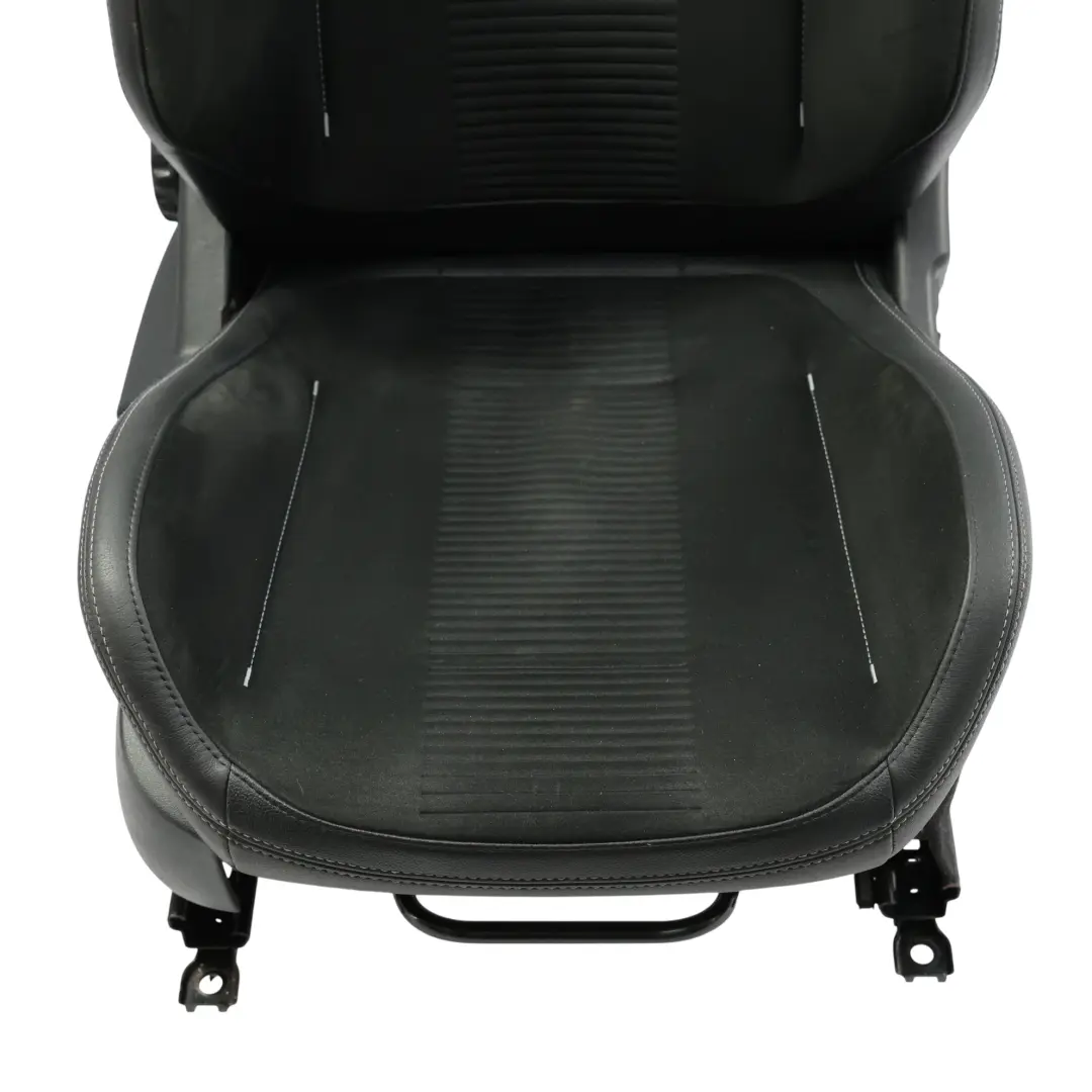 MK8 3Dr Fotel Przedni Prawy Recaro Grzanie Skóra Alcantara do Ford Fiesta ST o numerze 2519363 Ford Fiesta ST MK8 3Dr Fotel Przedni Prawy Recaro Grzanie Skóra Alcantara - SKU 2519363 - Numer Części 2519363