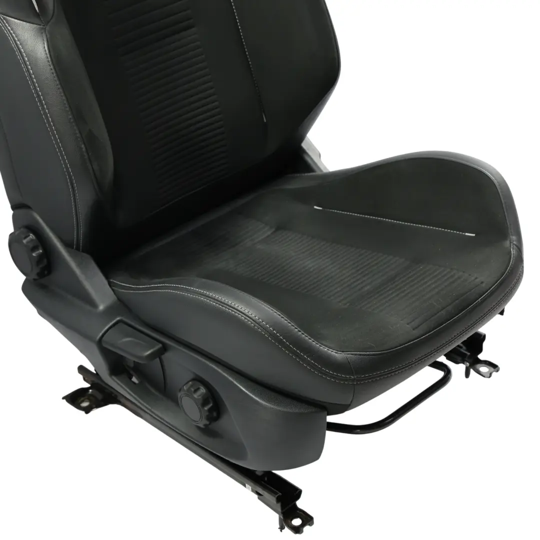 Ford Fiesta ST MK8 Asiento Delantero Derecho Recaro Calefactado Alcantara - SKU 2519363 - Número de pieza 2519363