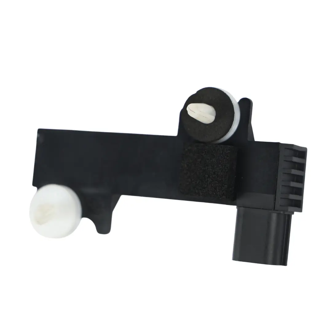 C482 Keyless Entry Antenna Module Rear Tailgate DS7T-15603-EA to Ford Kuga with Part number 2532404 Ford Kuga C482 Keyless Entry Antenna Module Rear Tailgate DS7T-15603-EA - SKU 2532404 - Part number 2532404