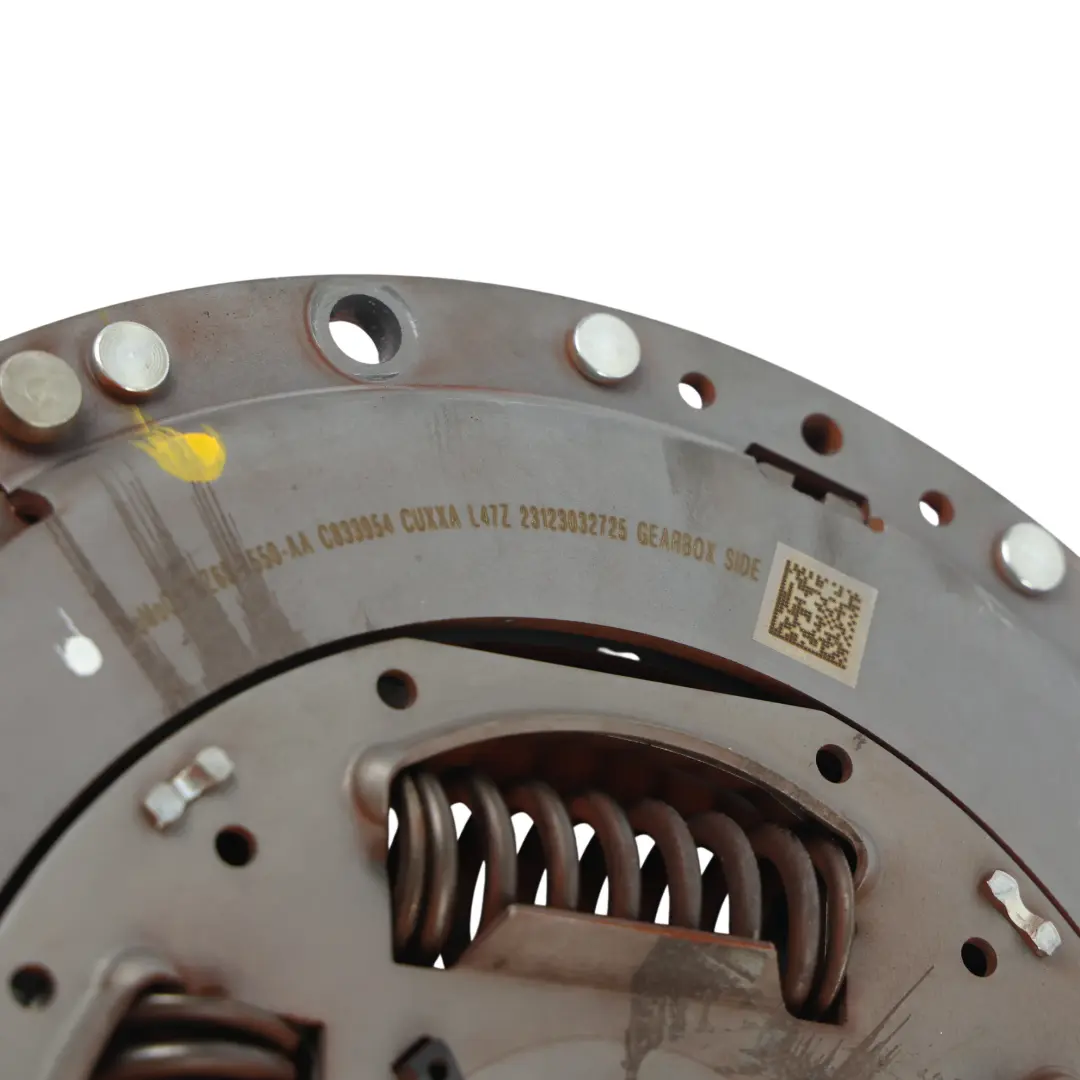 C482 Disco Embrague Volante Automático 2.5 FHEV NZ68-7550-AA para Ford Kuga con número de pieza 2600321 Ford Kuga C482 Disco Embrague Volante Automático 2.5 FHEV NZ68-7550-AA - SKU 2600321 - Número de pieza 2600321