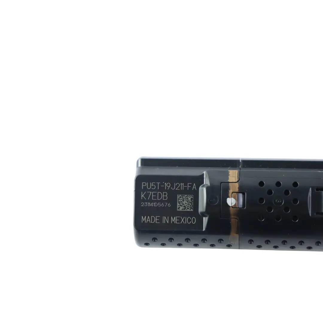 Mk3 USB-C Port Double Connection Rear Charger Socket PU5T-19J211-FA to Ford Kuga with Part number 2630410 Ford Kuga Mk3 USB-C Port Double Connection Rear Charger Socket PU5T-19J211-FA - SKU 2630410 - Part number 2630410