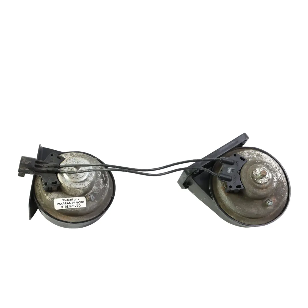 C520 Klakson Sygnał Dźwiękowy 2.0 TDCi DV4T-13A803-AD do Ford Kuga o numerze 2697271 Ford Kuga C520 Klakson Sygnał Dźwiękowy 2.0 TDCi DV4T-13A803-AD - SKU 2697271-1 - Numer Części 2697271