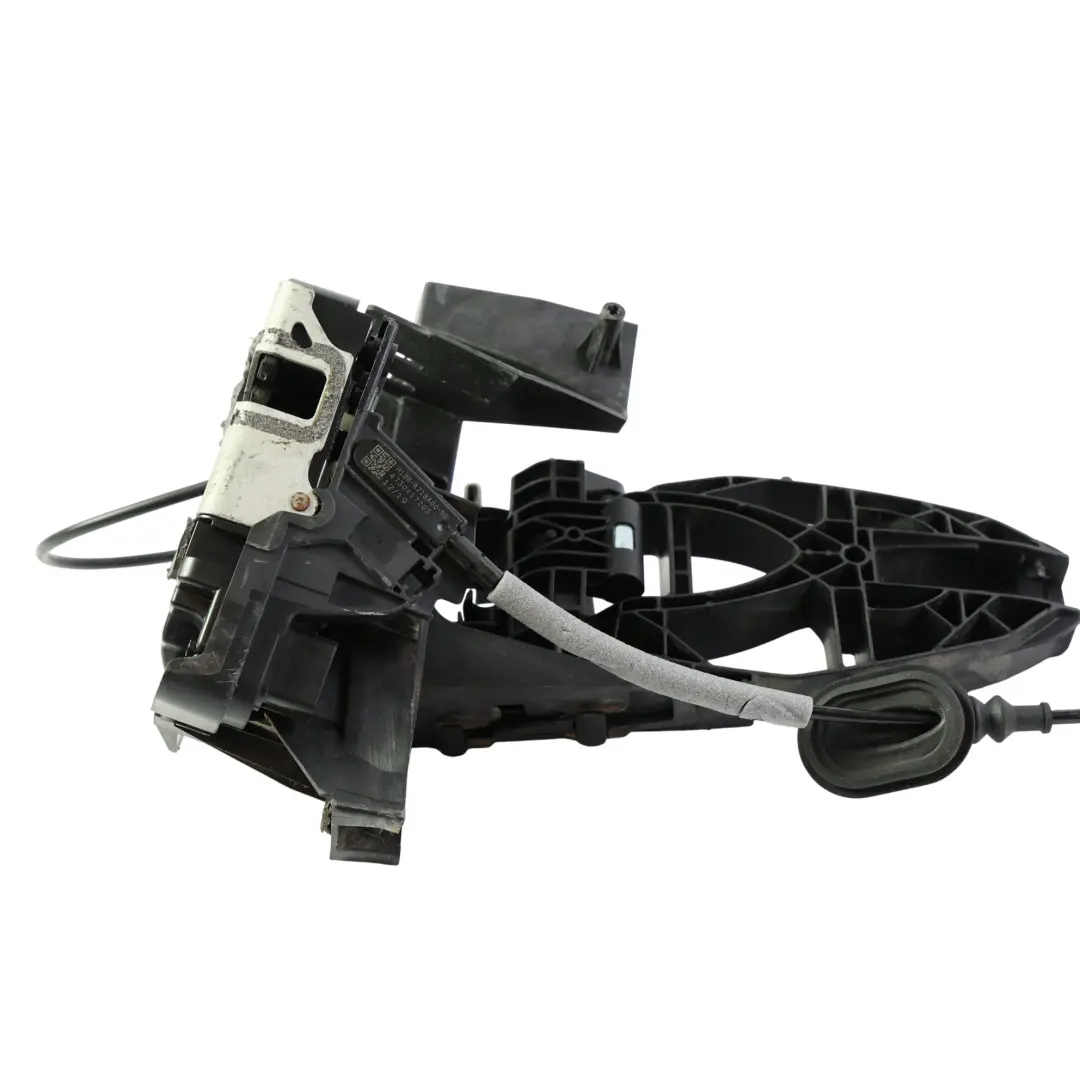 Meccanismo Serratura Porta Montaggio Posteriore Destro per Ford Fiesta St con numero di parte 2842411 Ford Fiesta St Meccanismo Serratura Porta Montaggio Posteriore Destro - SKU 2842411-1 - Numero di parte 2842411