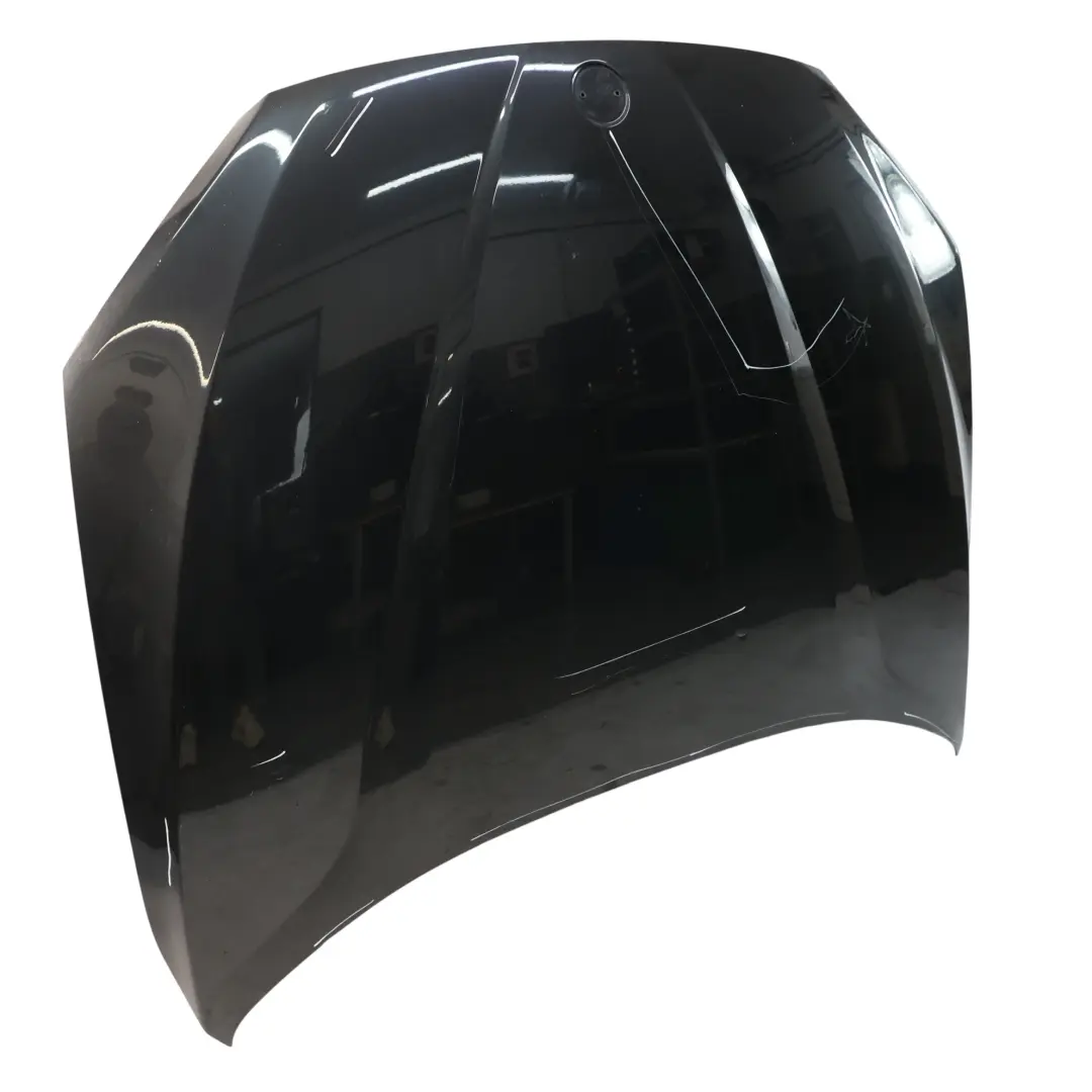 Maska Pokrywa Silnika Black Sapphire Czarny Metalik - 475 do BMW X1 E84 o numerze 2993151 BMW X1 E84 Maska Pokrywa Silnika Black Sapphire Czarny Metalik - 475 - SKU 2993151-BS2 - Numer Części 2993151