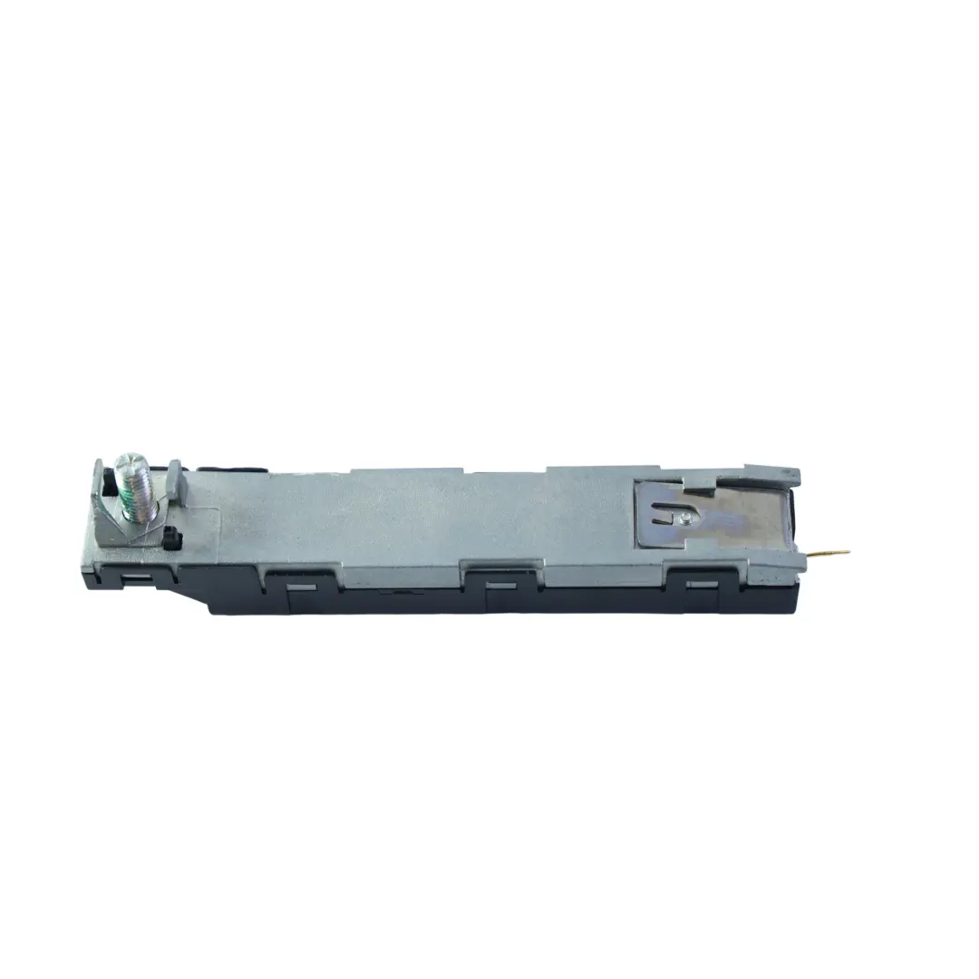 Módulo Amplificador Antena Derecho para Volkswagen T-Roc con número de pieza 2GA035577 Volkswagen T-Roc Módulo Amplificador Antena Derecho - SKU 2GA035577 - Número de pieza 2GA035577