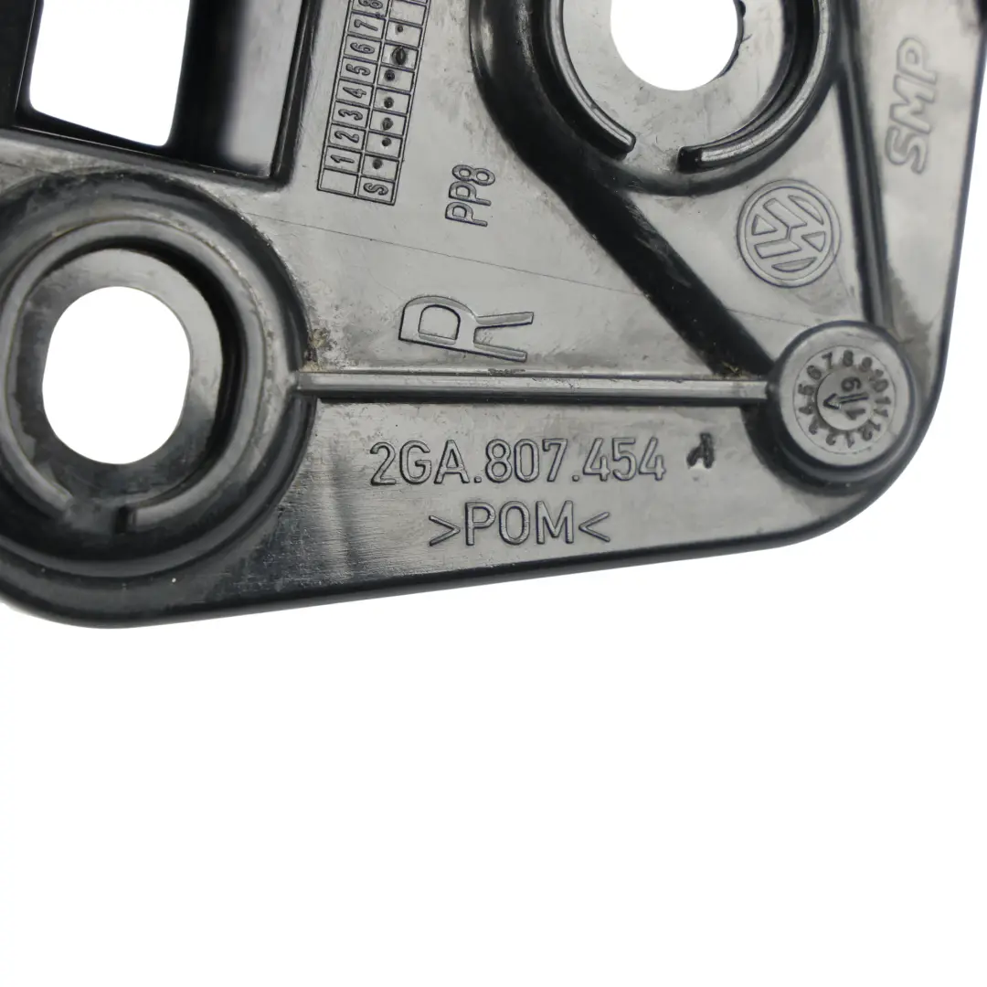 R-Li Rear Bumper Guide Profile Bracket Right O/S to Volkswagen T-Roc with Part number 2GA507454 Volkswagen T-Roc R-Li Rear Bumper Guide Profile Bracket Right O/S - SKU 2GA807454 - Part number 2GA507454