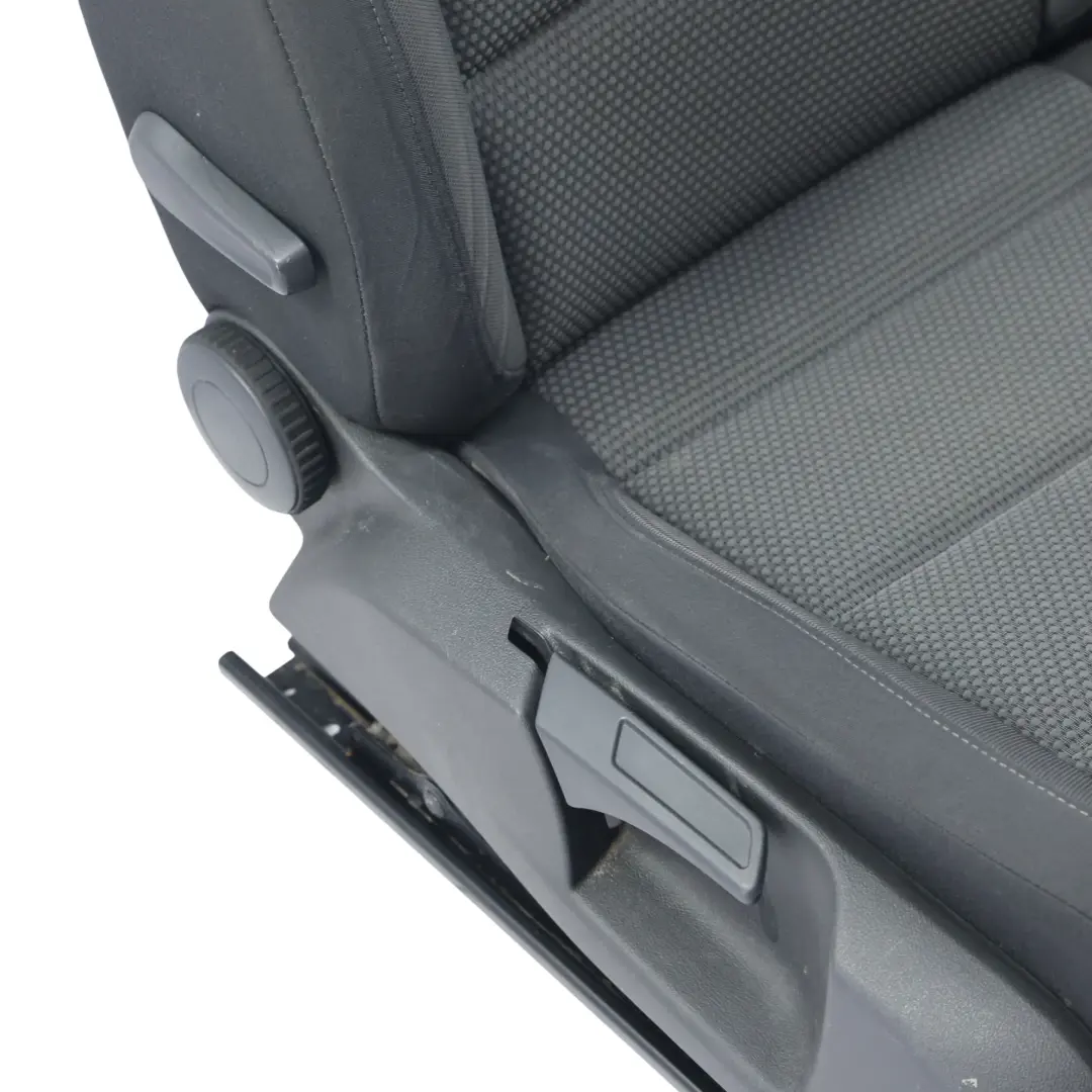 Volkswagen Caddy Mk2 Asiento Delantero Tela Simil Piel Gris Derecho - SKU 2K0881806CF - Número de pieza 2K0881806CF